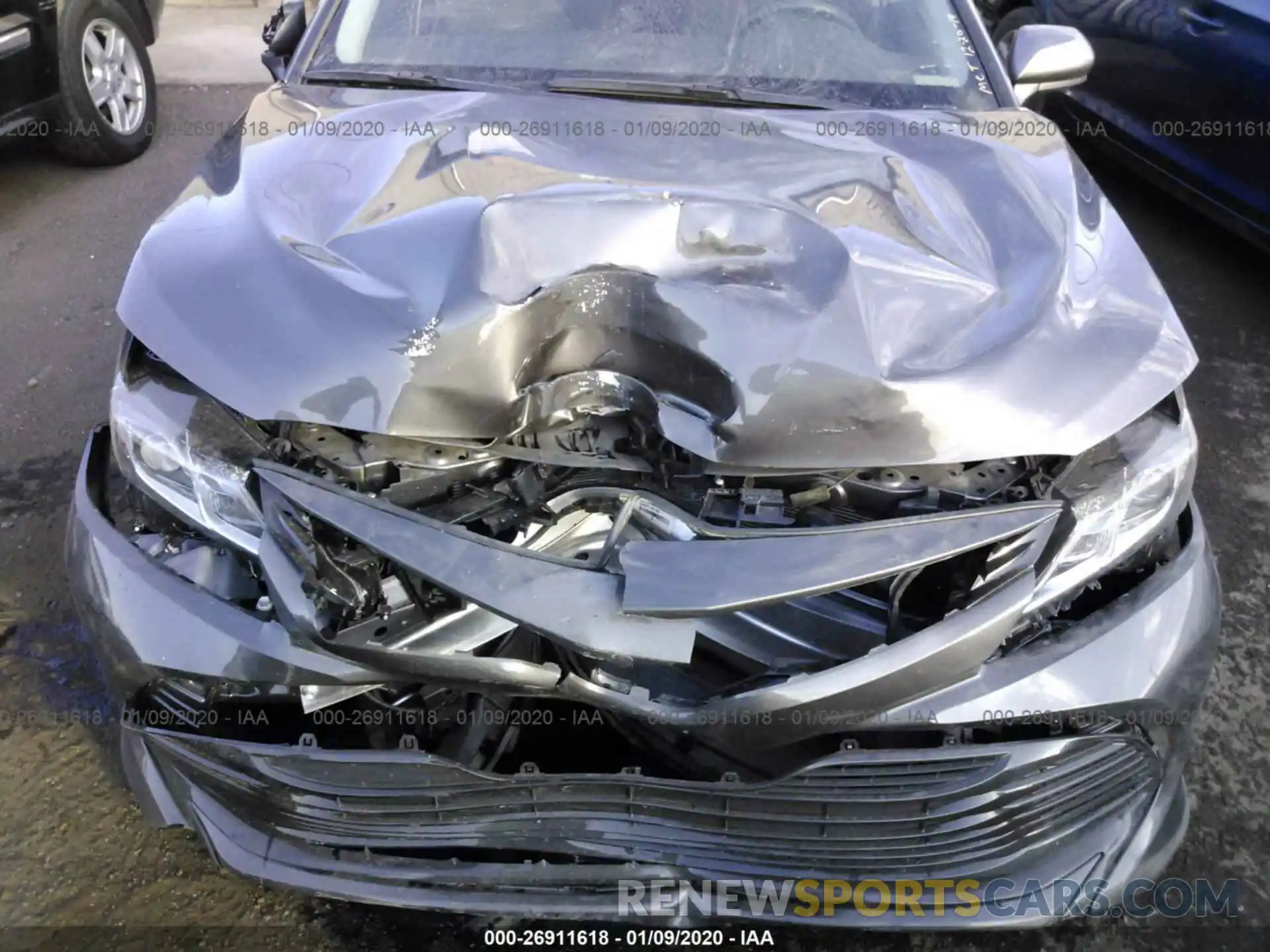 10 Фотография поврежденного автомобиля 4T1B11HK1KU698238 TOYOTA CAMRY 2019