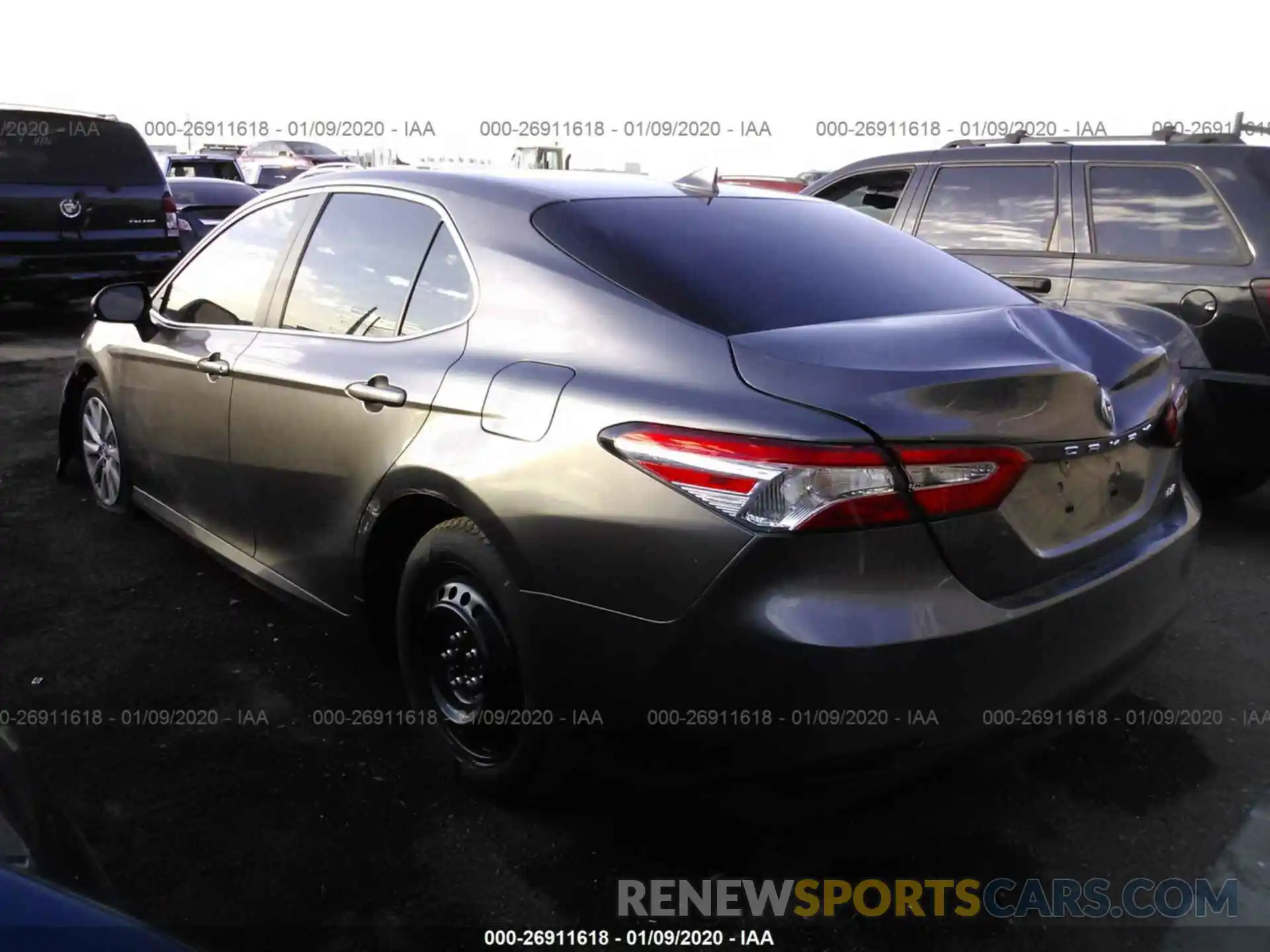 3 Photograph of a damaged car 4T1B11HK1KU698238 TOYOTA CAMRY 2019