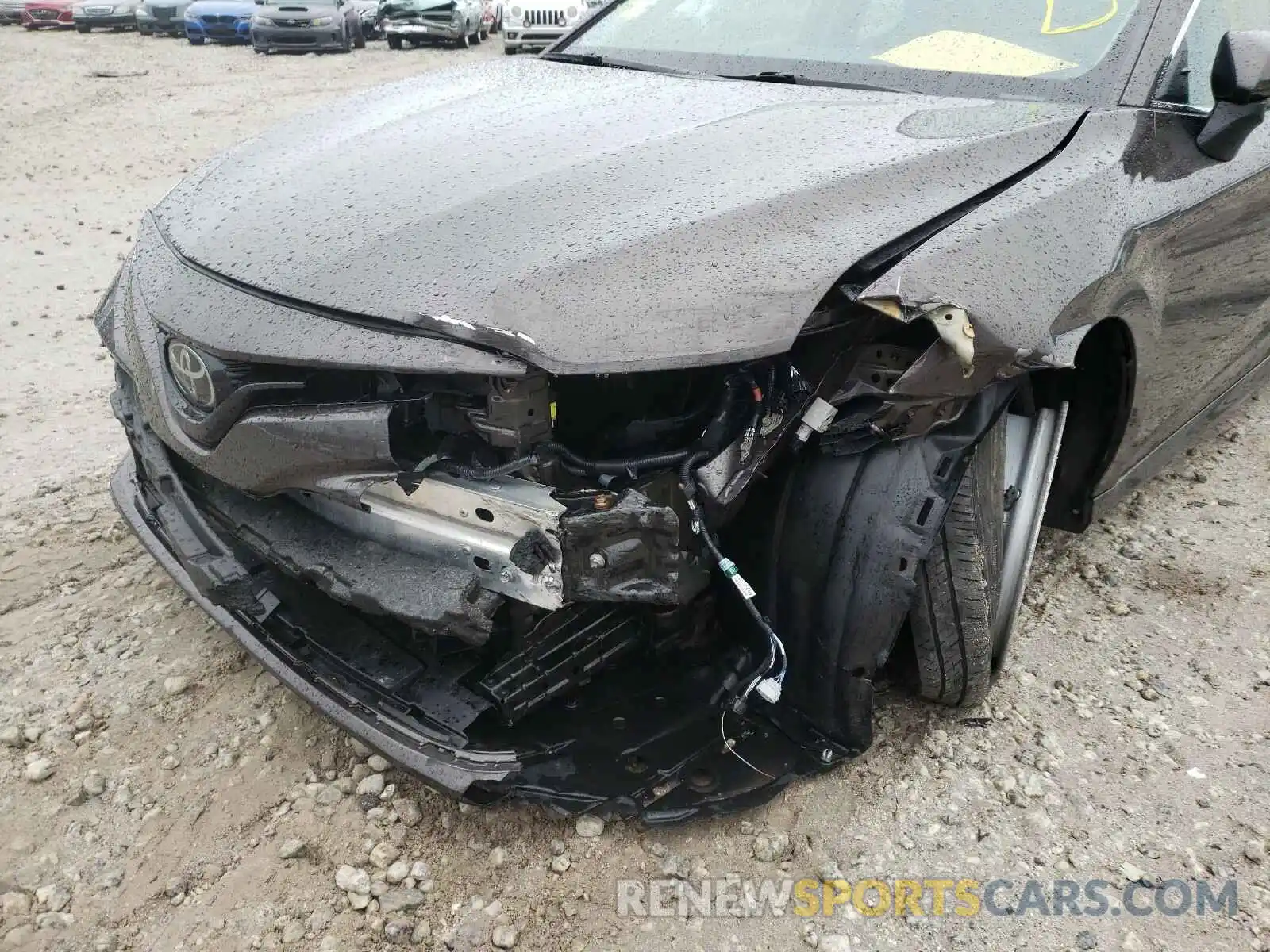 9 Photograph of a damaged car 4T1B11HK1KU698708 TOYOTA CAMRY 2019