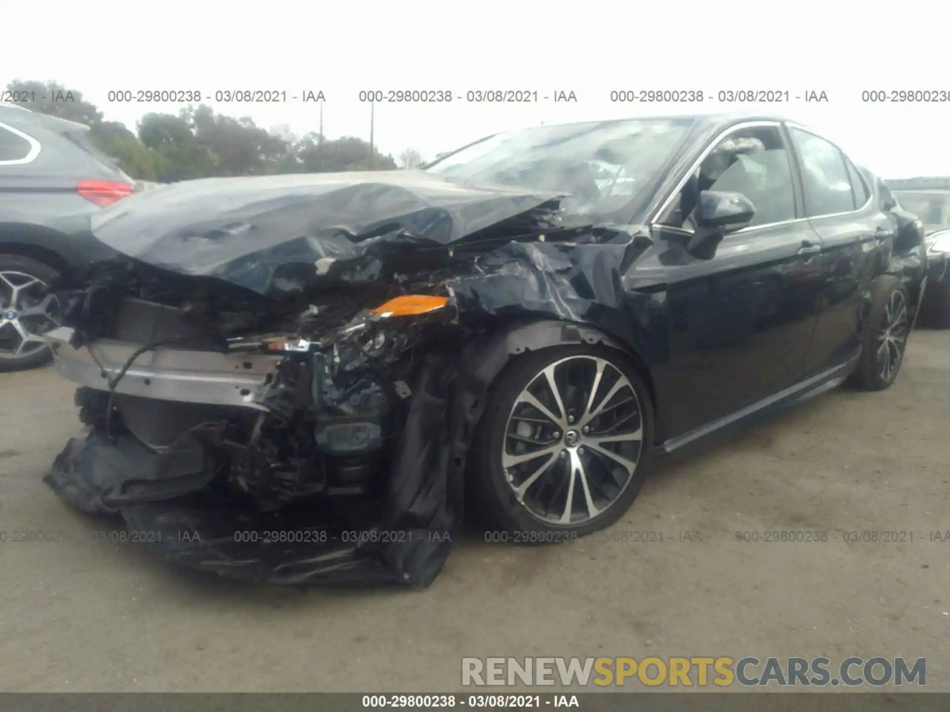 2 Photograph of a damaged car 4T1B11HK1KU699986 TOYOTA CAMRY 2019