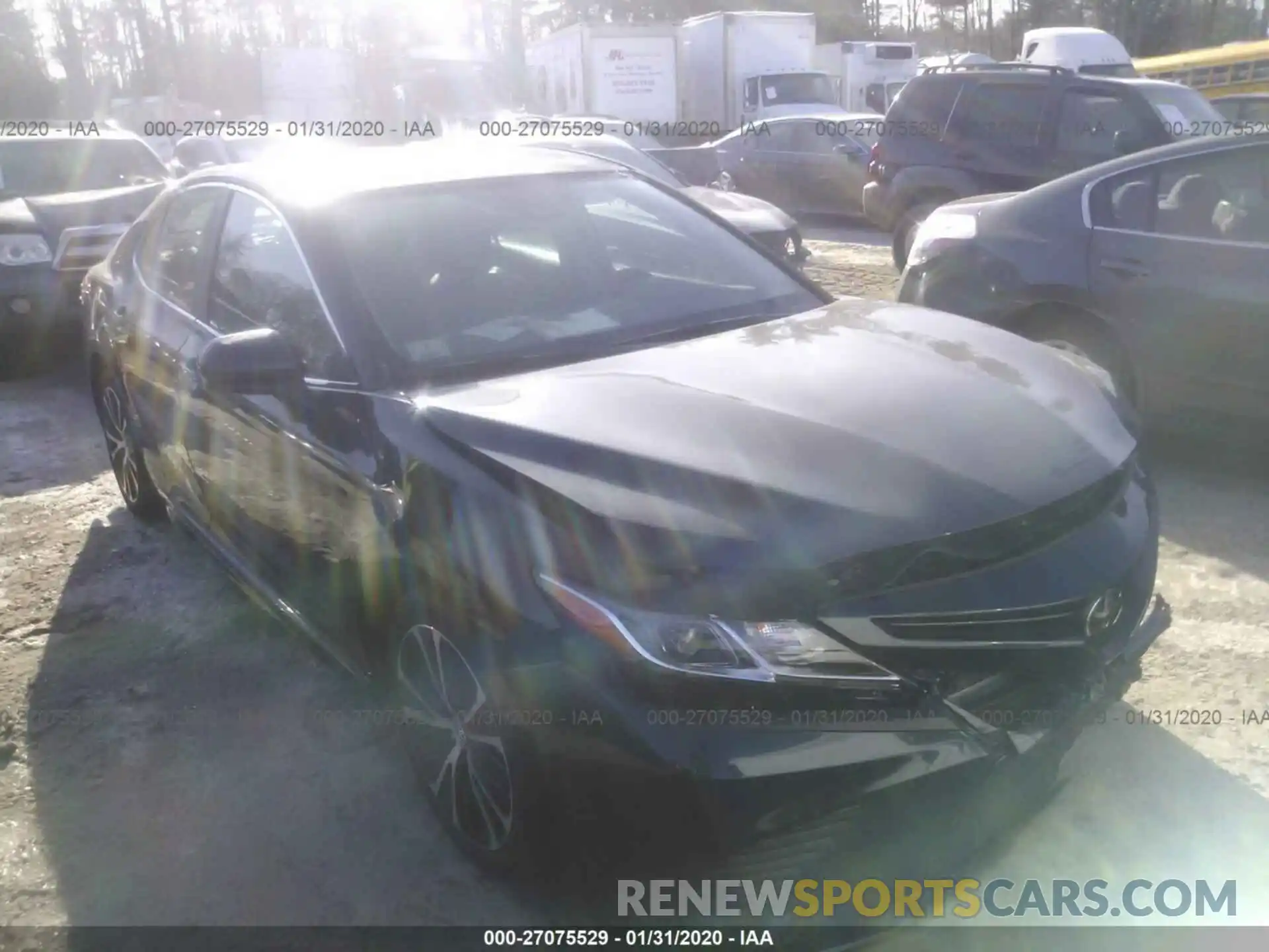 1 Photograph of a damaged car 4T1B11HK1KU700408 TOYOTA CAMRY 2019