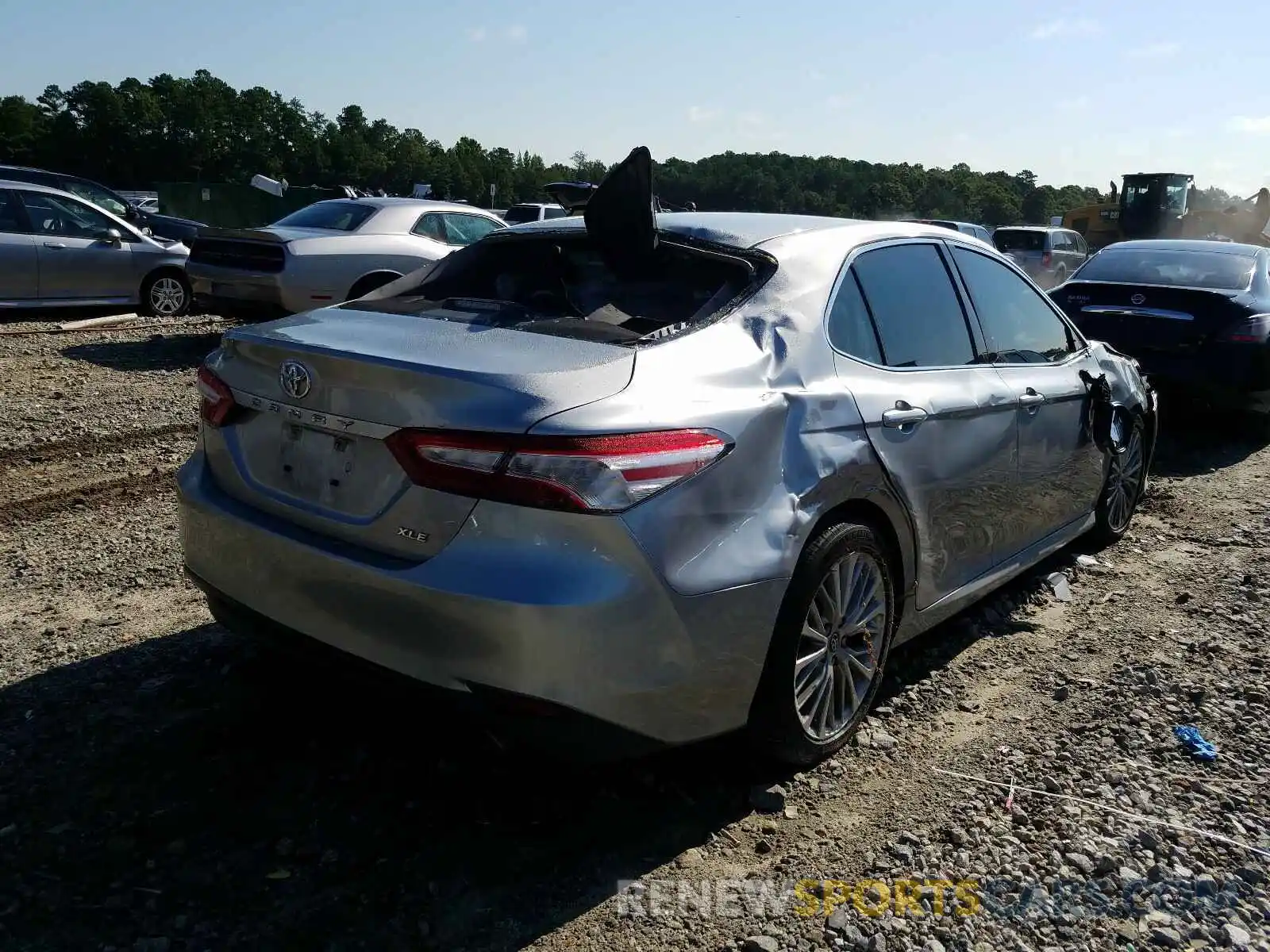 4 Фотография поврежденного автомобиля 4T1B11HK1KU701767 TOYOTA CAMRY 2019