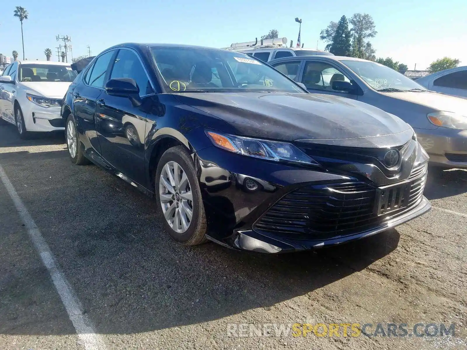 1 Photograph of a damaged car 4T1B11HK1KU703924 TOYOTA CAMRY 2019