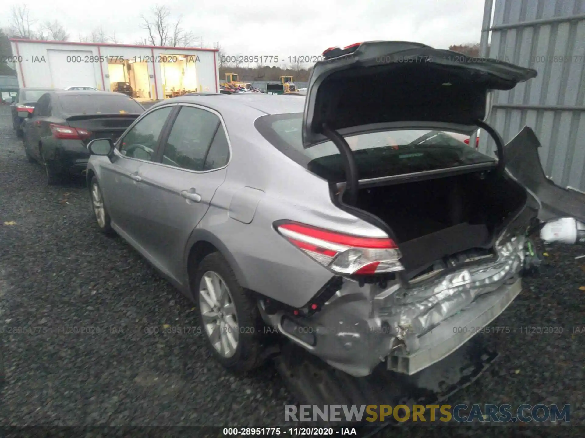 3 Photograph of a damaged car 4T1B11HK1KU704152 TOYOTA CAMRY 2019