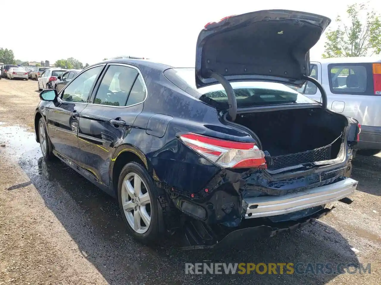 3 Photograph of a damaged car 4T1B11HK1KU705429 TOYOTA CAMRY 2019