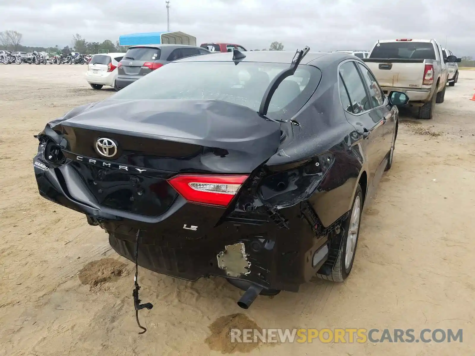 4 Photograph of a damaged car 4T1B11HK1KU705558 TOYOTA CAMRY 2019