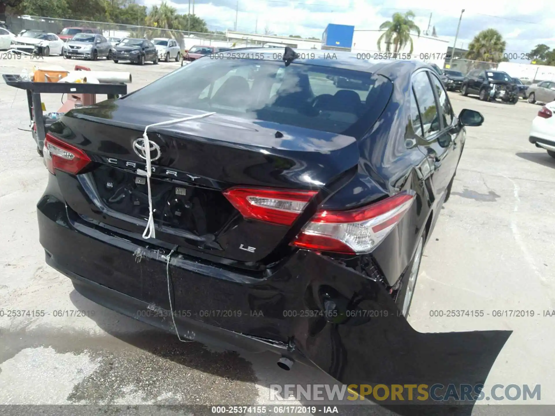 6 Photograph of a damaged car 4T1B11HK1KU708945 TOYOTA CAMRY 2019