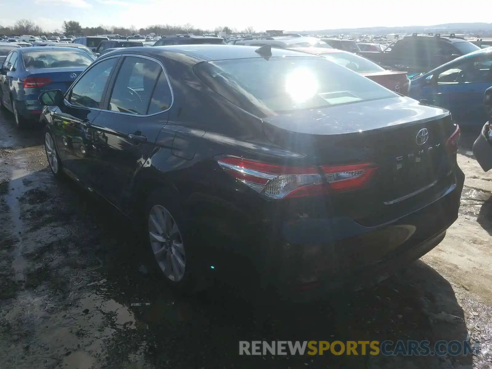 3 Photograph of a damaged car 4T1B11HK1KU712090 TOYOTA CAMRY 2019