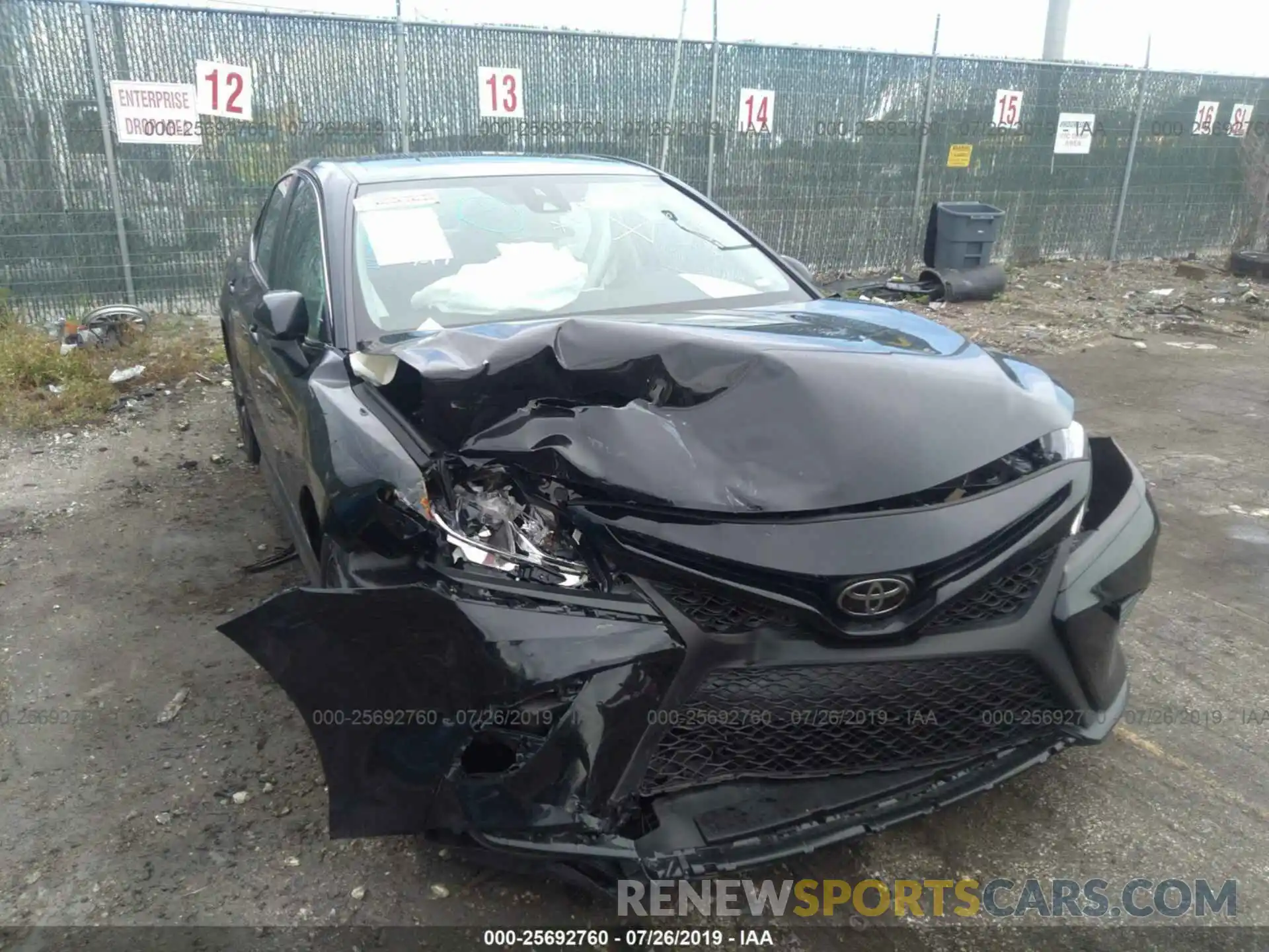 6 Photograph of a damaged car 4T1B11HK1KU713675 TOYOTA CAMRY 2019