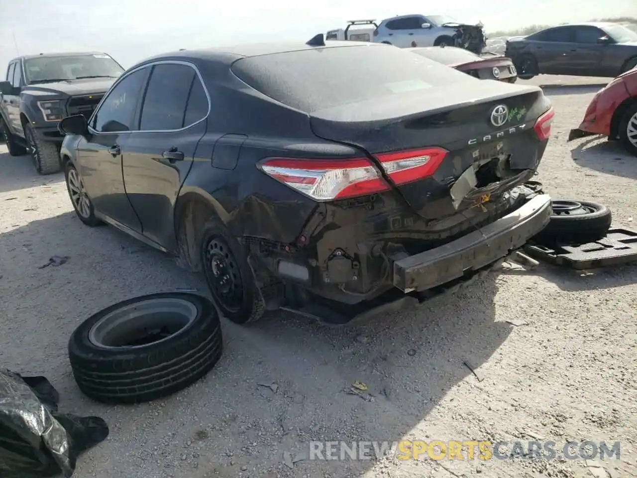 3 Photograph of a damaged car 4T1B11HK1KU715281 TOYOTA CAMRY 2019