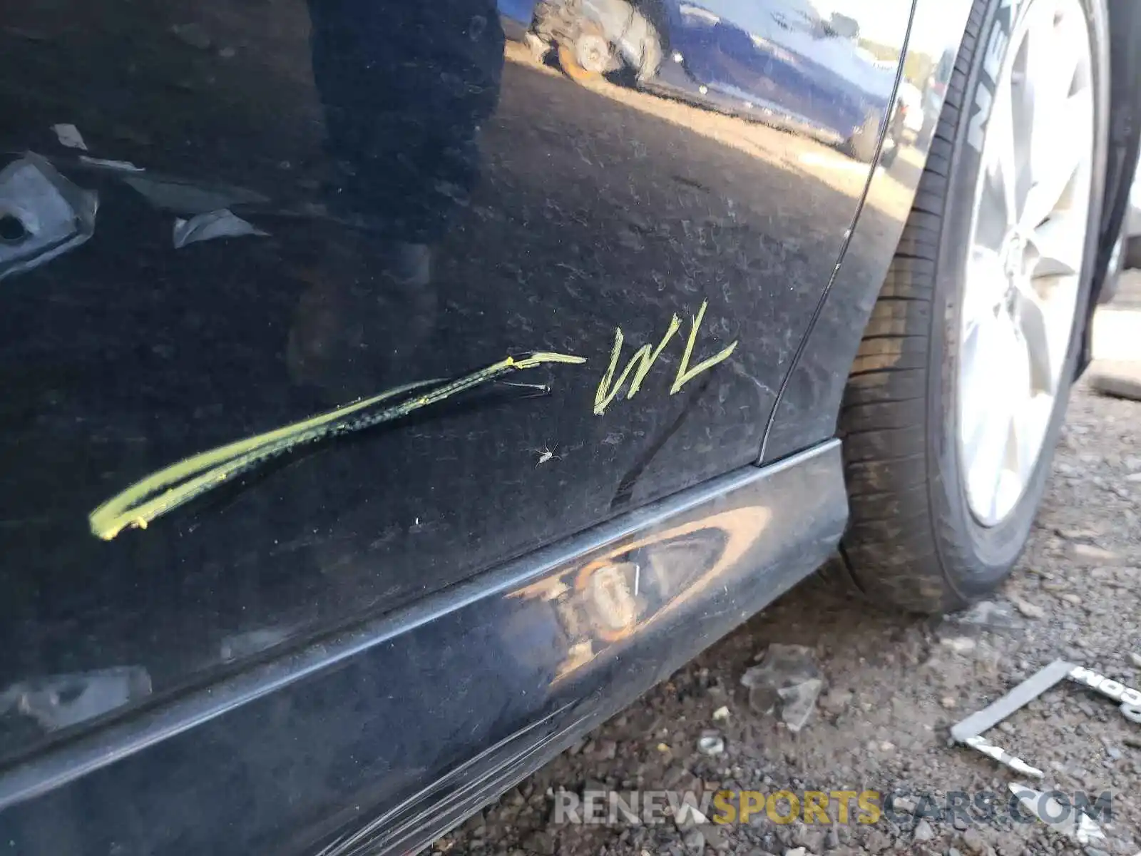 9 Photograph of a damaged car 4T1B11HK1KU717855 TOYOTA CAMRY 2019