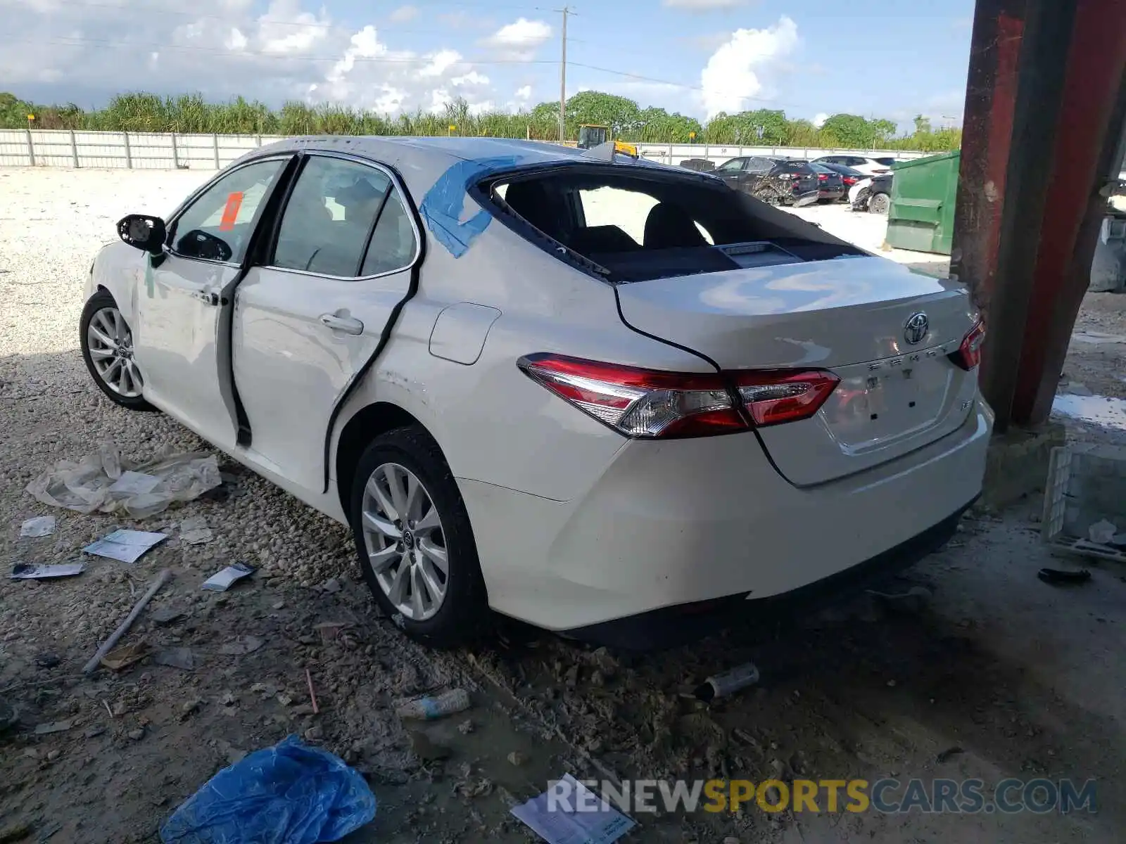 3 Photograph of a damaged car 4T1B11HK1KU718049 TOYOTA CAMRY 2019