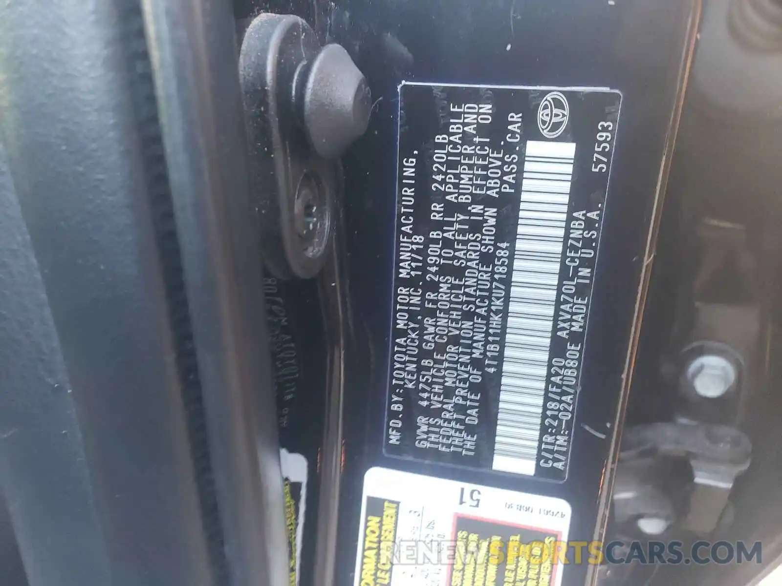 10 Photograph of a damaged car 4T1B11HK1KU718584 TOYOTA CAMRY 2019