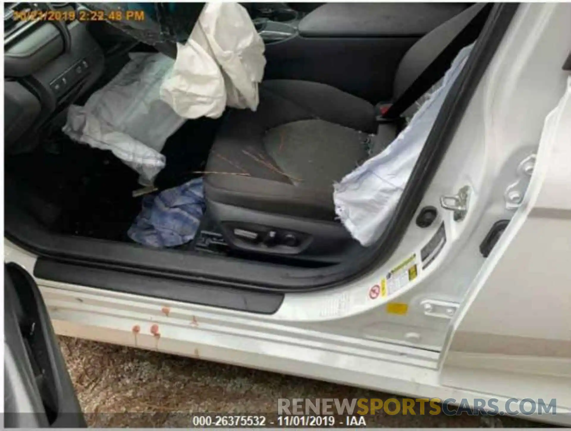 4 Photograph of a damaged car 4T1B11HK1KU718732 TOYOTA CAMRY 2019