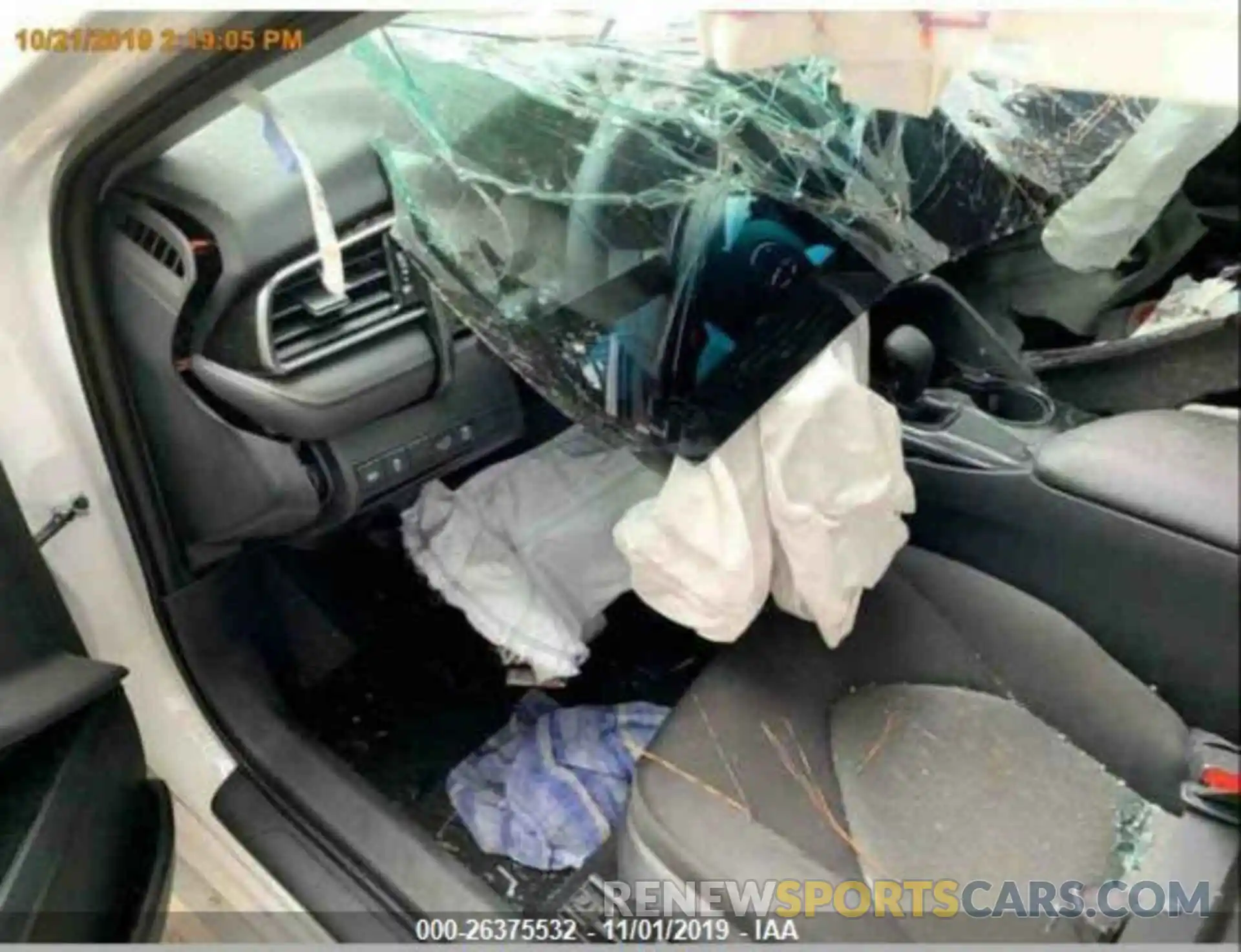 5 Photograph of a damaged car 4T1B11HK1KU718732 TOYOTA CAMRY 2019