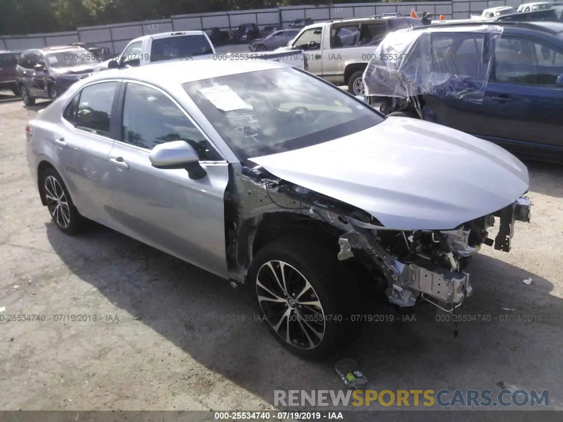 1 Photograph of a damaged car 4T1B11HK1KU722635 TOYOTA CAMRY 2019