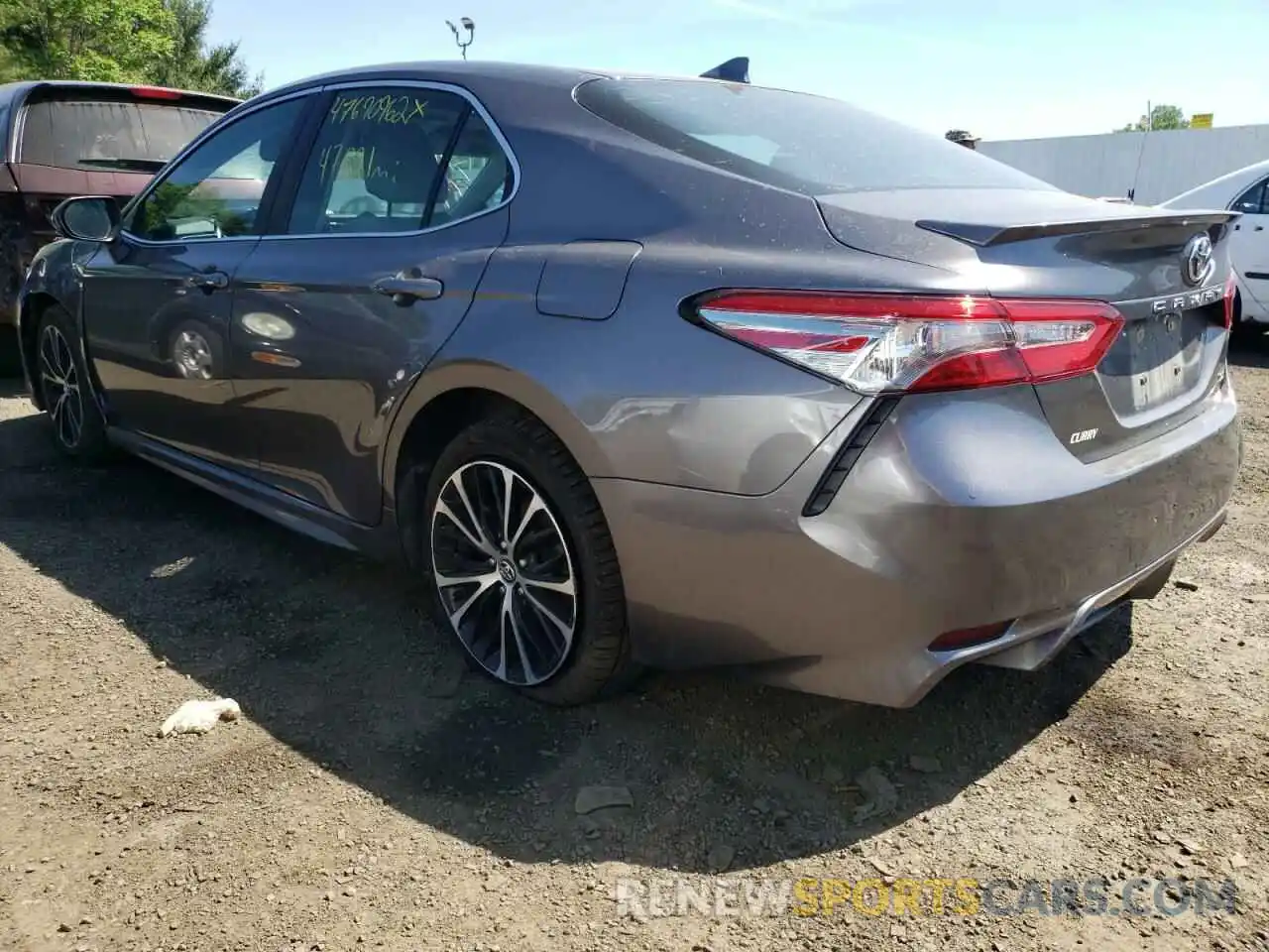 3 Photograph of a damaged car 4T1B11HK1KU723204 TOYOTA CAMRY 2019