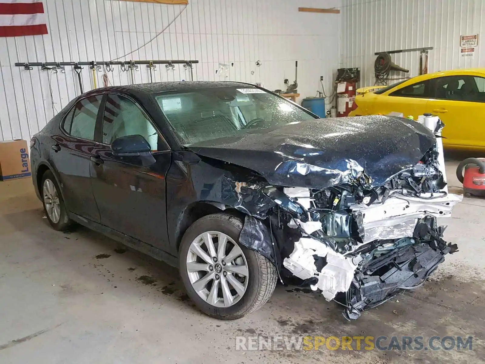 1 Photograph of a damaged car 4T1B11HK1KU723719 TOYOTA CAMRY 2019