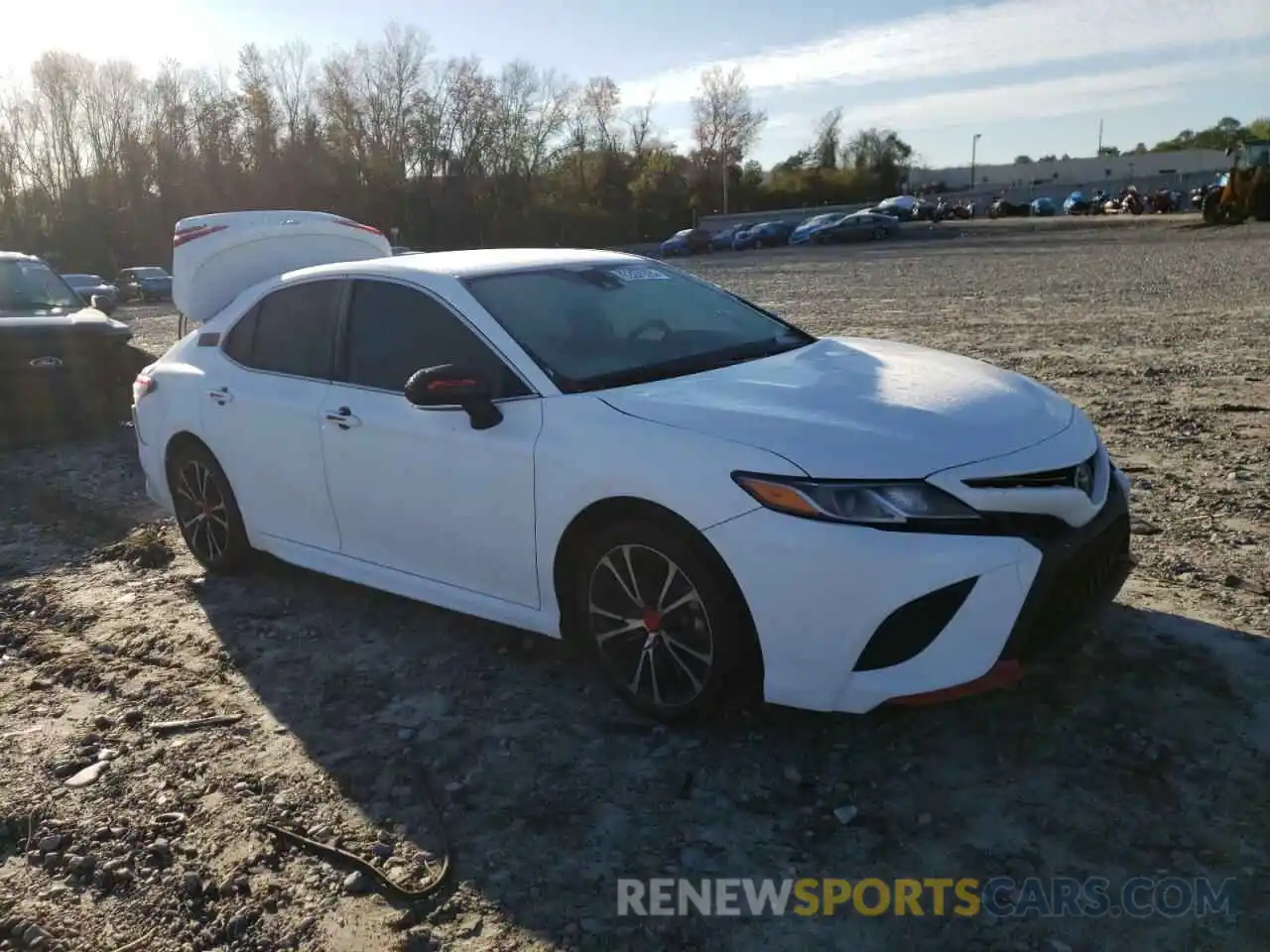 1 Photograph of a damaged car 4T1B11HK1KU724272 TOYOTA CAMRY 2019