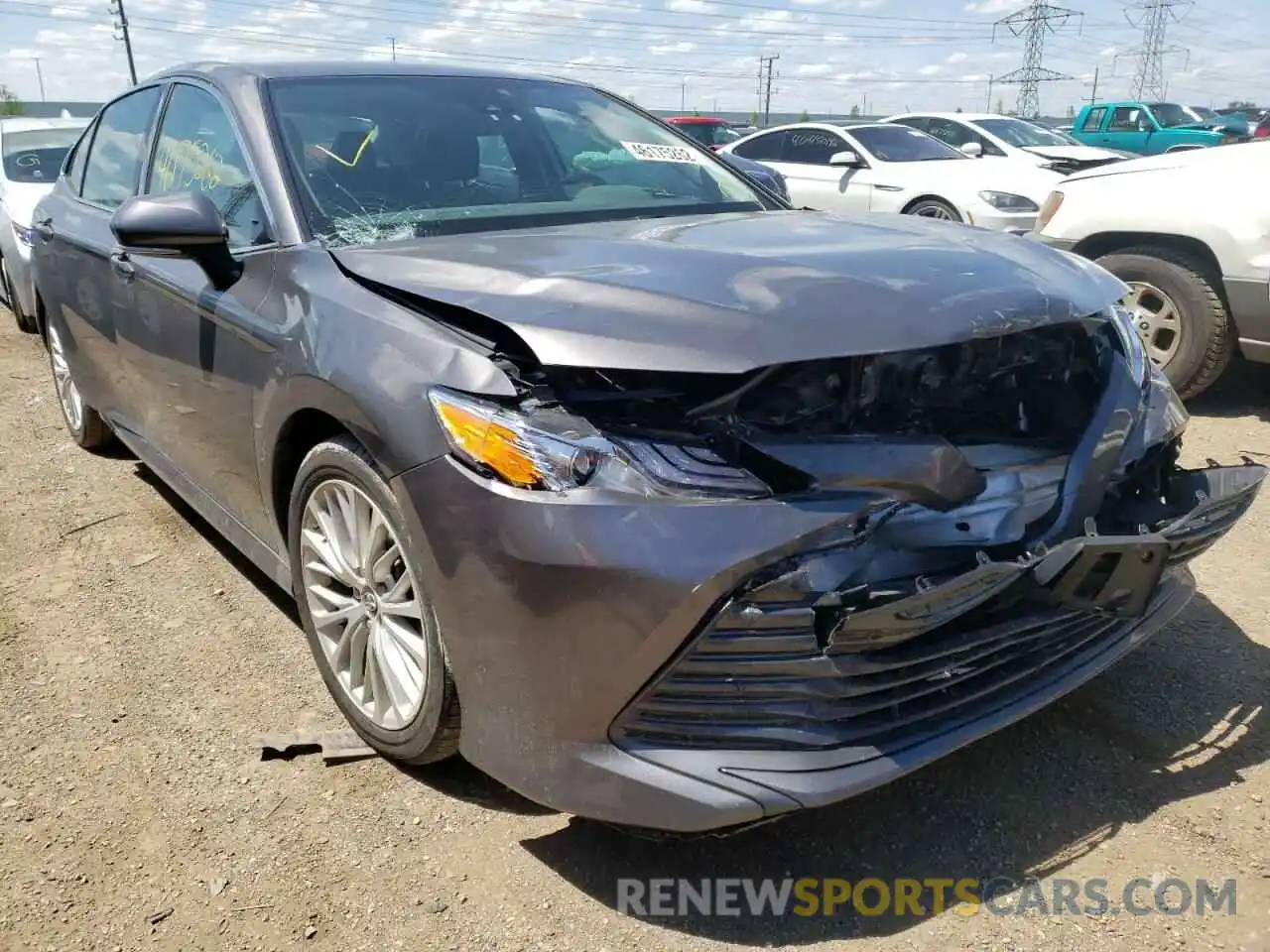 1 Photograph of a damaged car 4T1B11HK1KU724515 TOYOTA CAMRY 2019