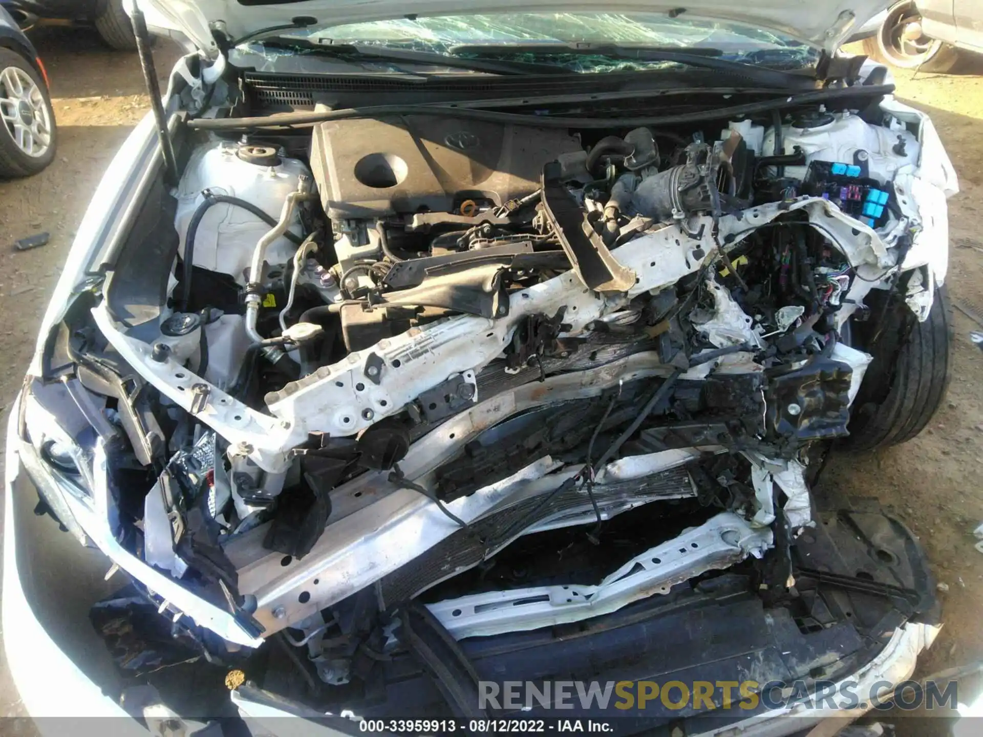 10 Photograph of a damaged car 4T1B11HK1KU724594 TOYOTA CAMRY 2019