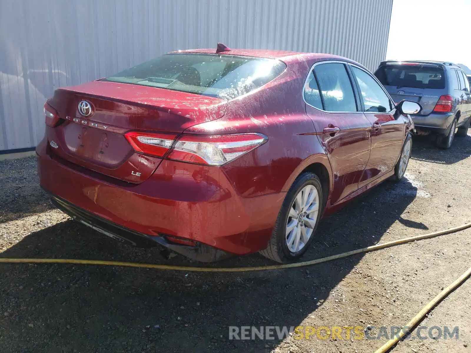 4 Photograph of a damaged car 4T1B11HK1KU726152 TOYOTA CAMRY 2019