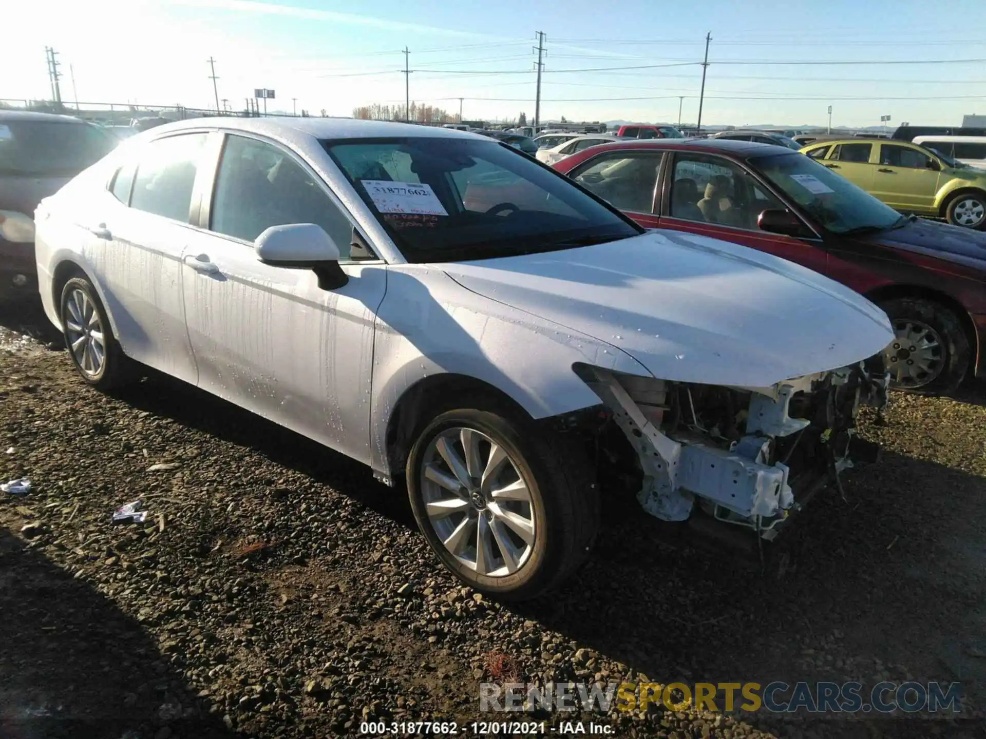 1 Photograph of a damaged car 4T1B11HK1KU729147 TOYOTA CAMRY 2019