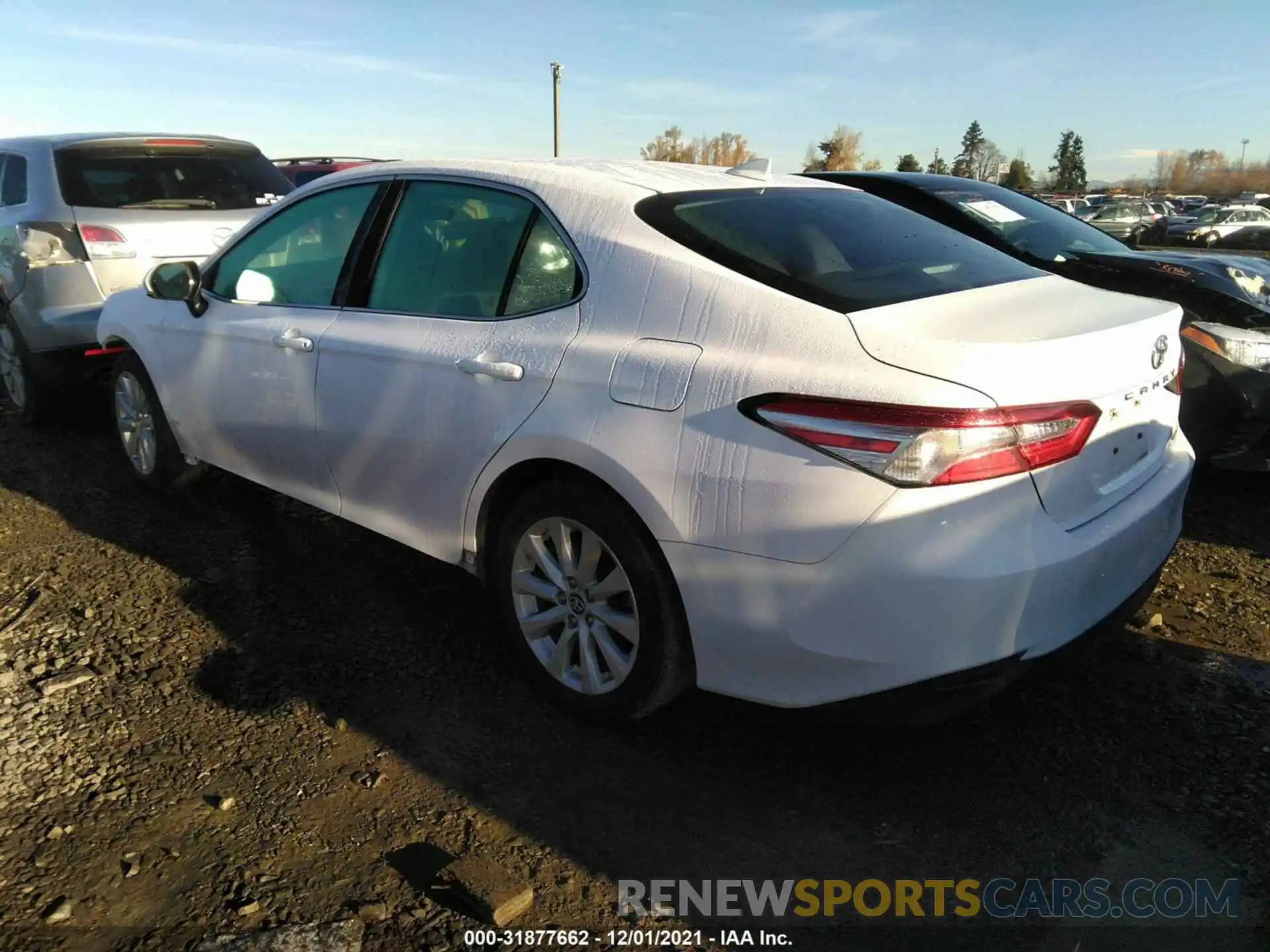 3 Photograph of a damaged car 4T1B11HK1KU729147 TOYOTA CAMRY 2019