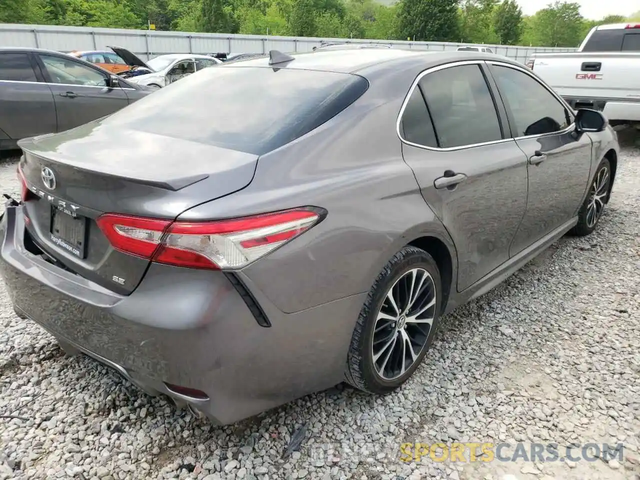 4 Photograph of a damaged car 4T1B11HK1KU729648 TOYOTA CAMRY 2019