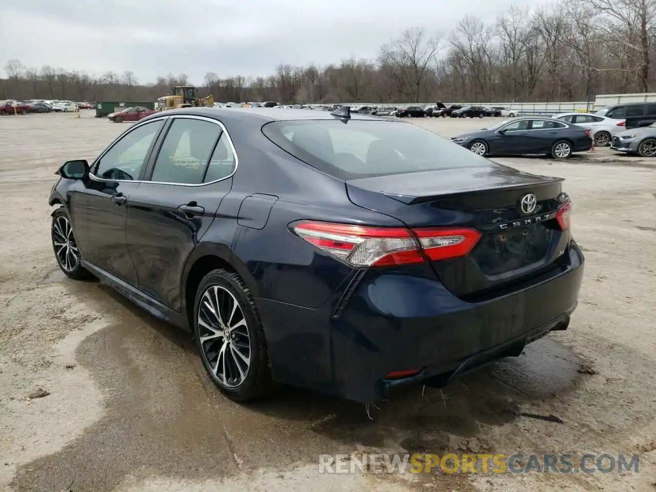 3 Photograph of a damaged car 4T1B11HK1KU730444 TOYOTA CAMRY 2019