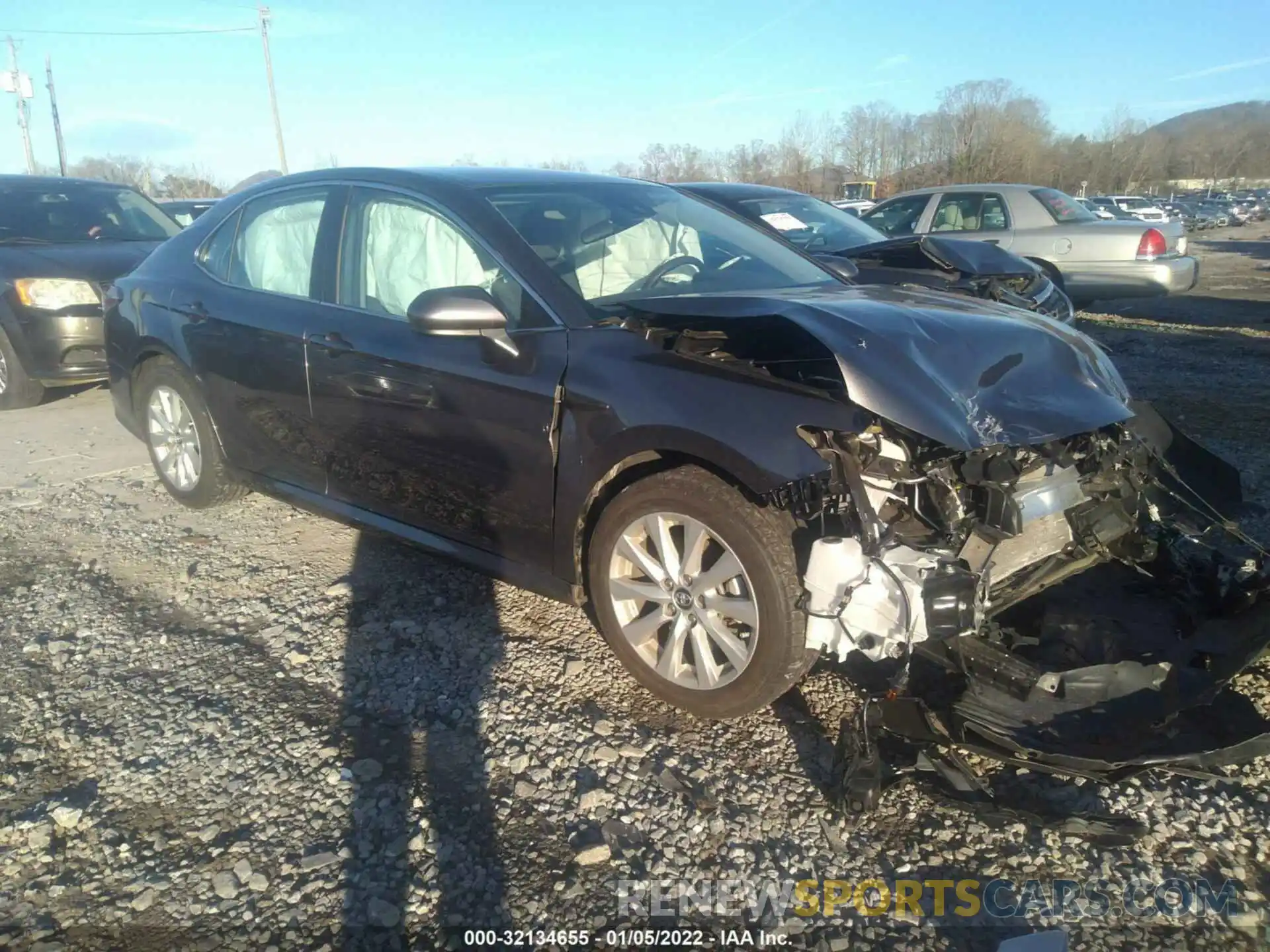 1 Photograph of a damaged car 4T1B11HK1KU733845 TOYOTA CAMRY 2019