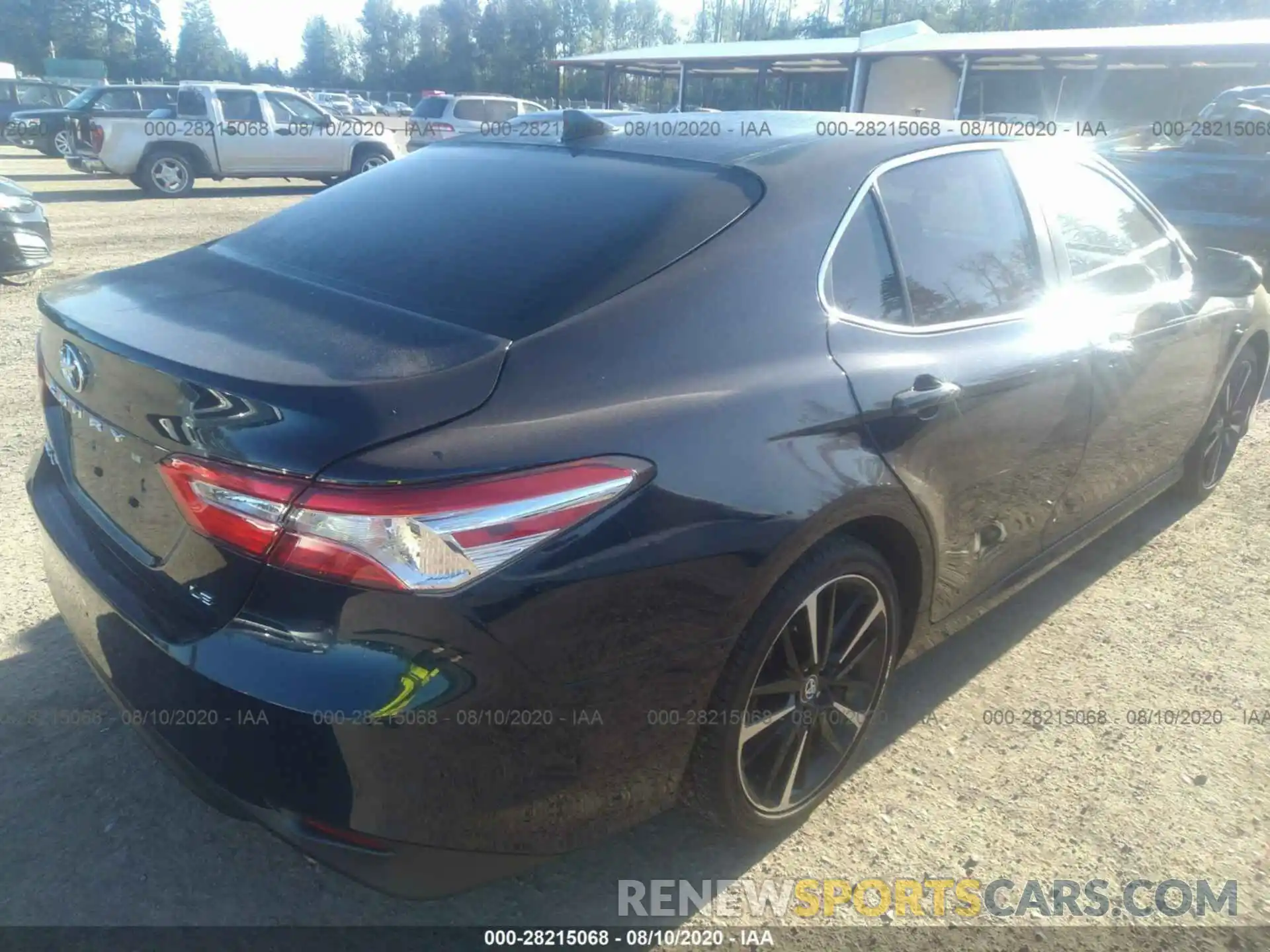 4 Photograph of a damaged car 4T1B11HK1KU734946 TOYOTA CAMRY 2019