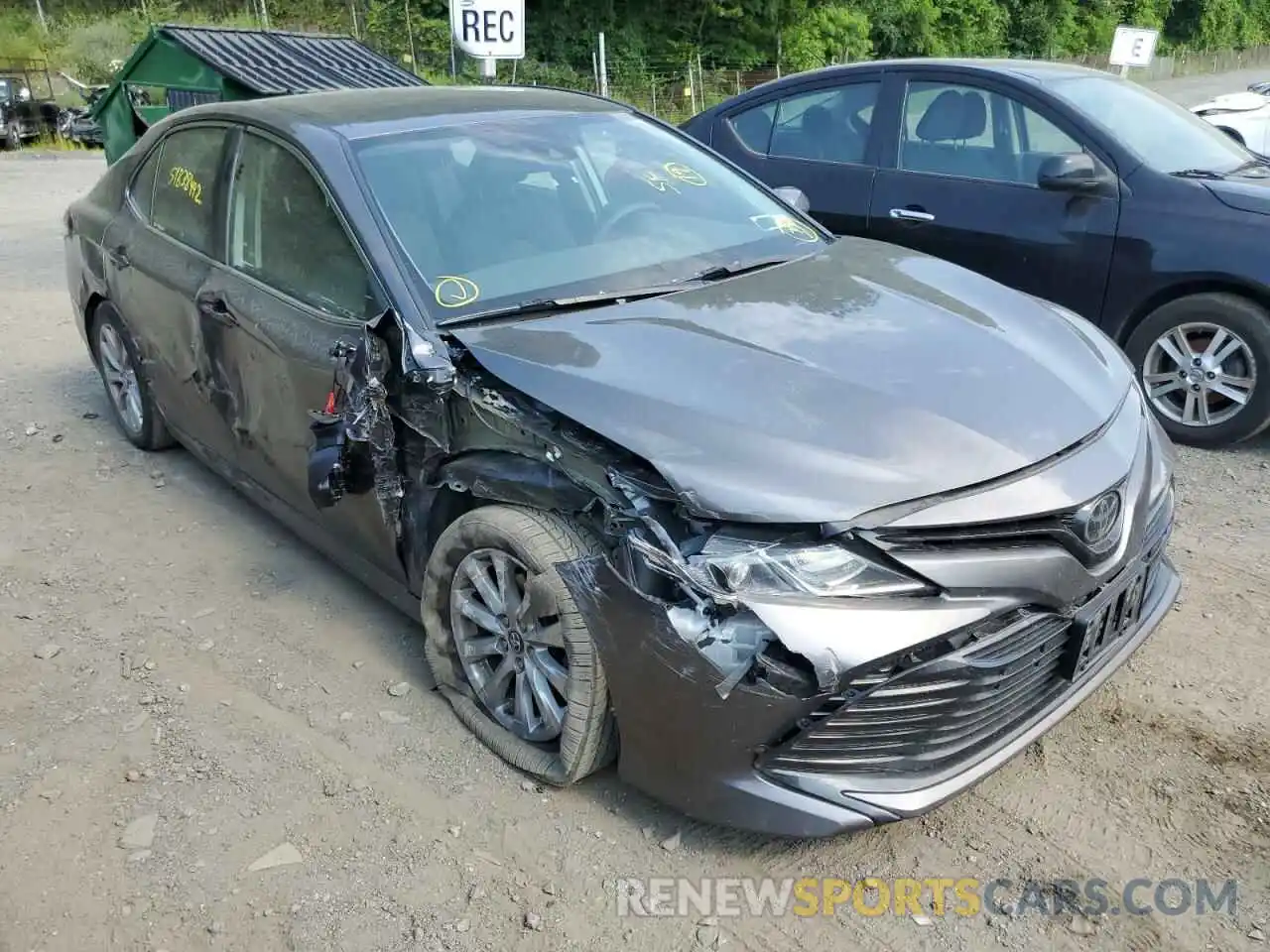 1 Photograph of a damaged car 4T1B11HK1KU736096 TOYOTA CAMRY 2019