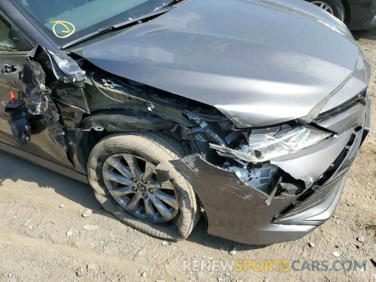 9 Photograph of a damaged car 4T1B11HK1KU736096 TOYOTA CAMRY 2019