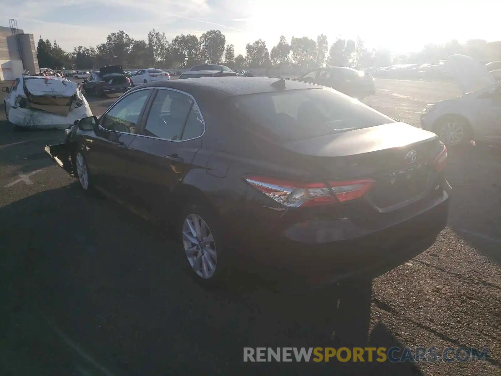 3 Photograph of a damaged car 4T1B11HK1KU738043 TOYOTA CAMRY 2019