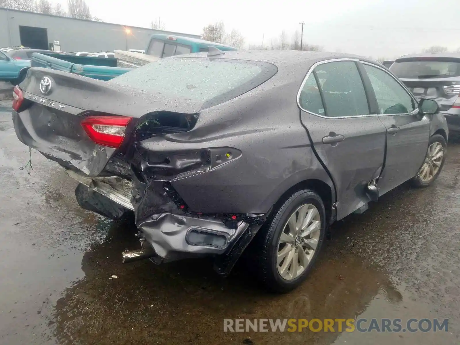 4 Photograph of a damaged car 4T1B11HK1KU742254 TOYOTA CAMRY 2019