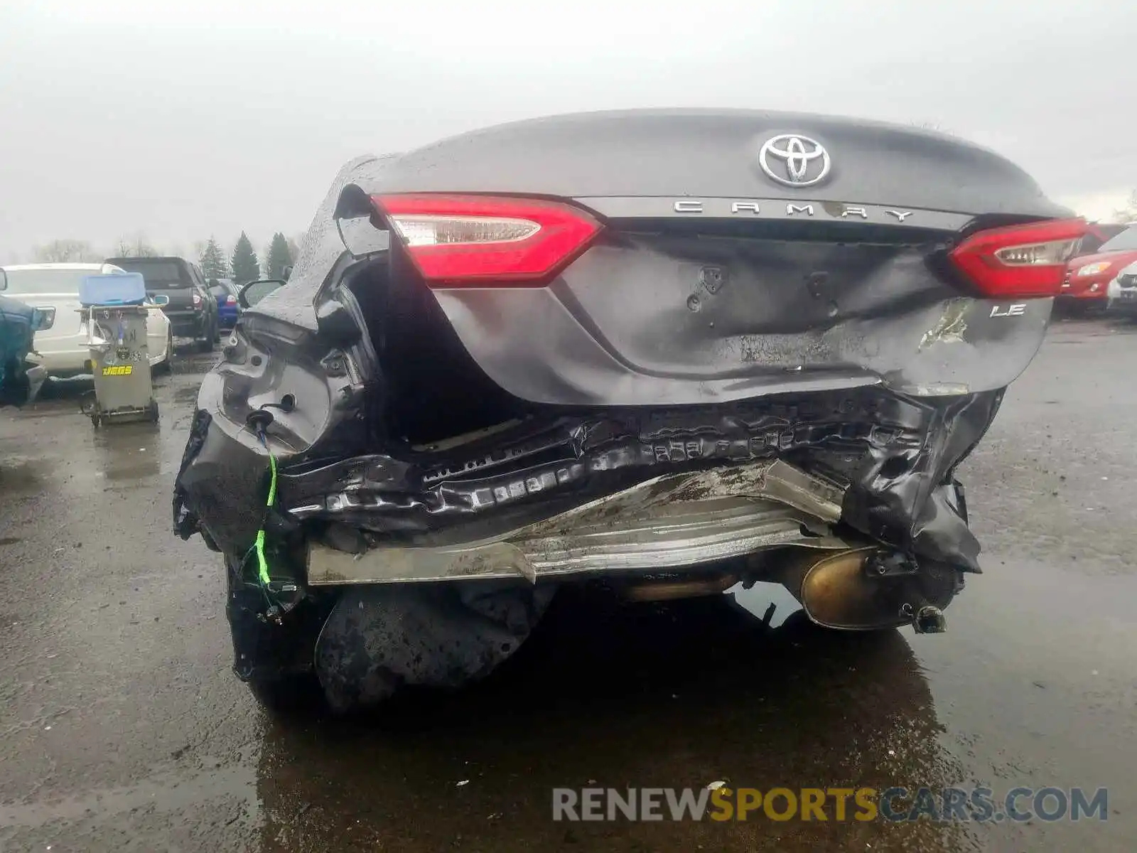 9 Photograph of a damaged car 4T1B11HK1KU742254 TOYOTA CAMRY 2019