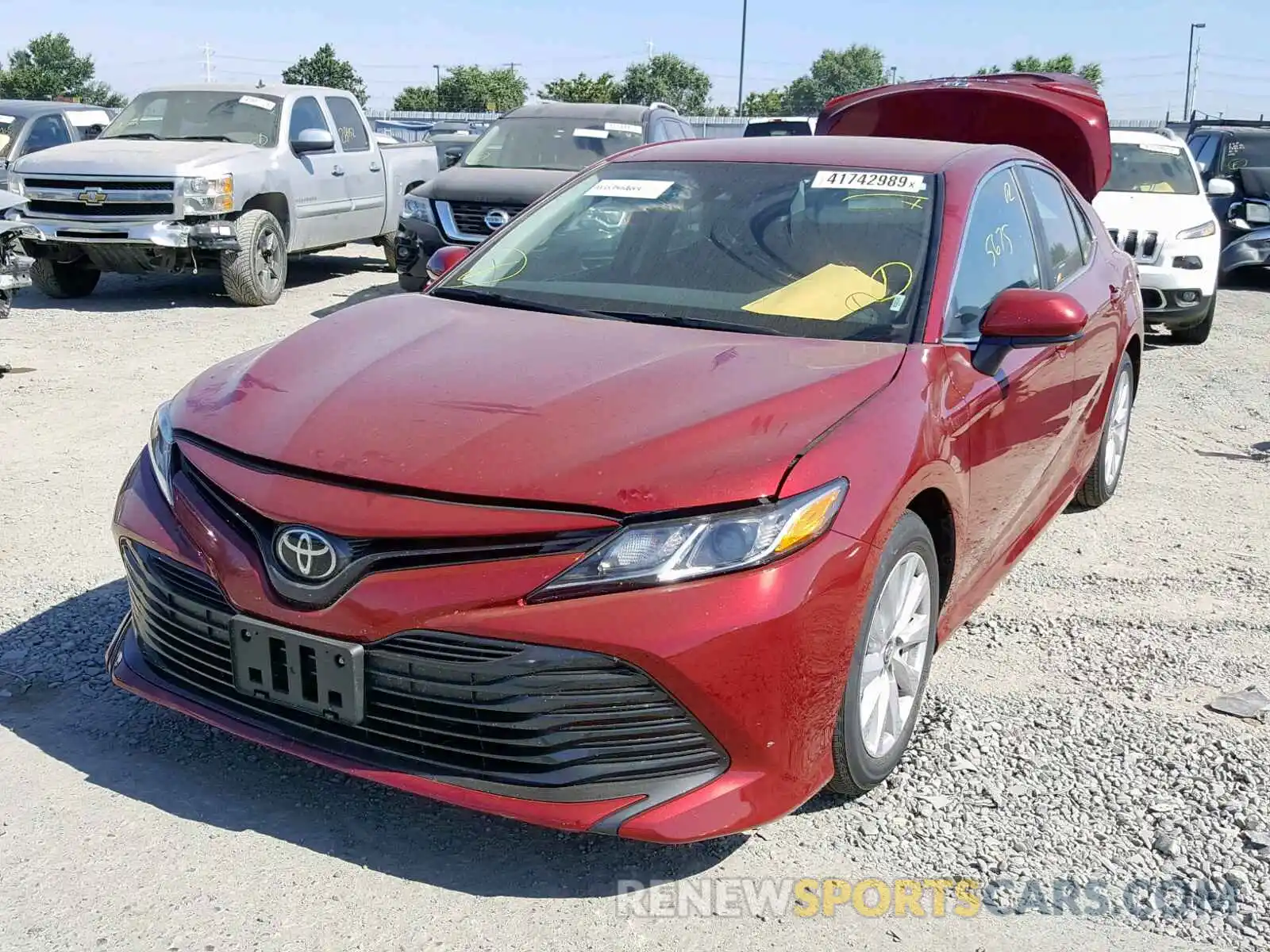 2 Photograph of a damaged car 4T1B11HK1KU742318 TOYOTA CAMRY 2019