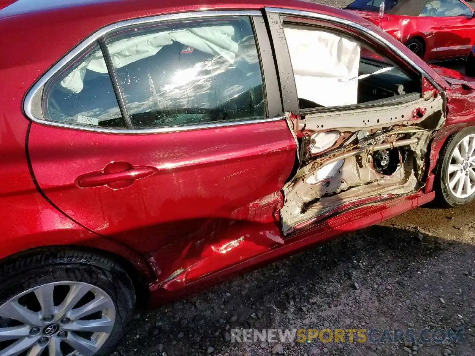 9 Photograph of a damaged car 4T1B11HK1KU742335 TOYOTA CAMRY 2019