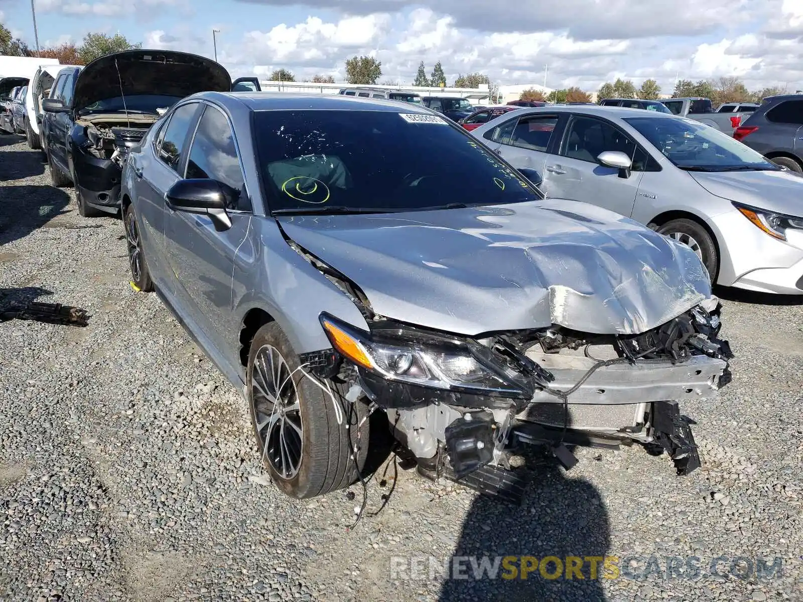 1 Photograph of a damaged car 4T1B11HK1KU743856 TOYOTA CAMRY 2019