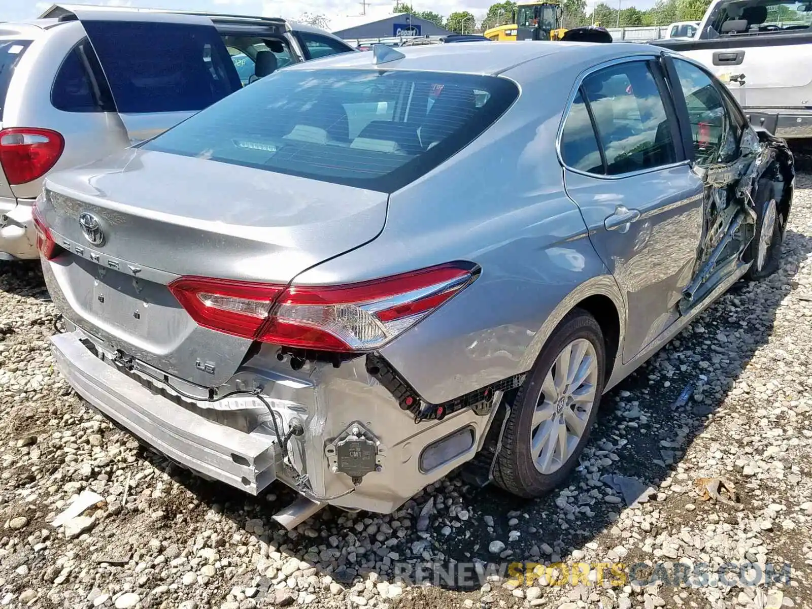 4 Photograph of a damaged car 4T1B11HK1KU744733 TOYOTA CAMRY 2019