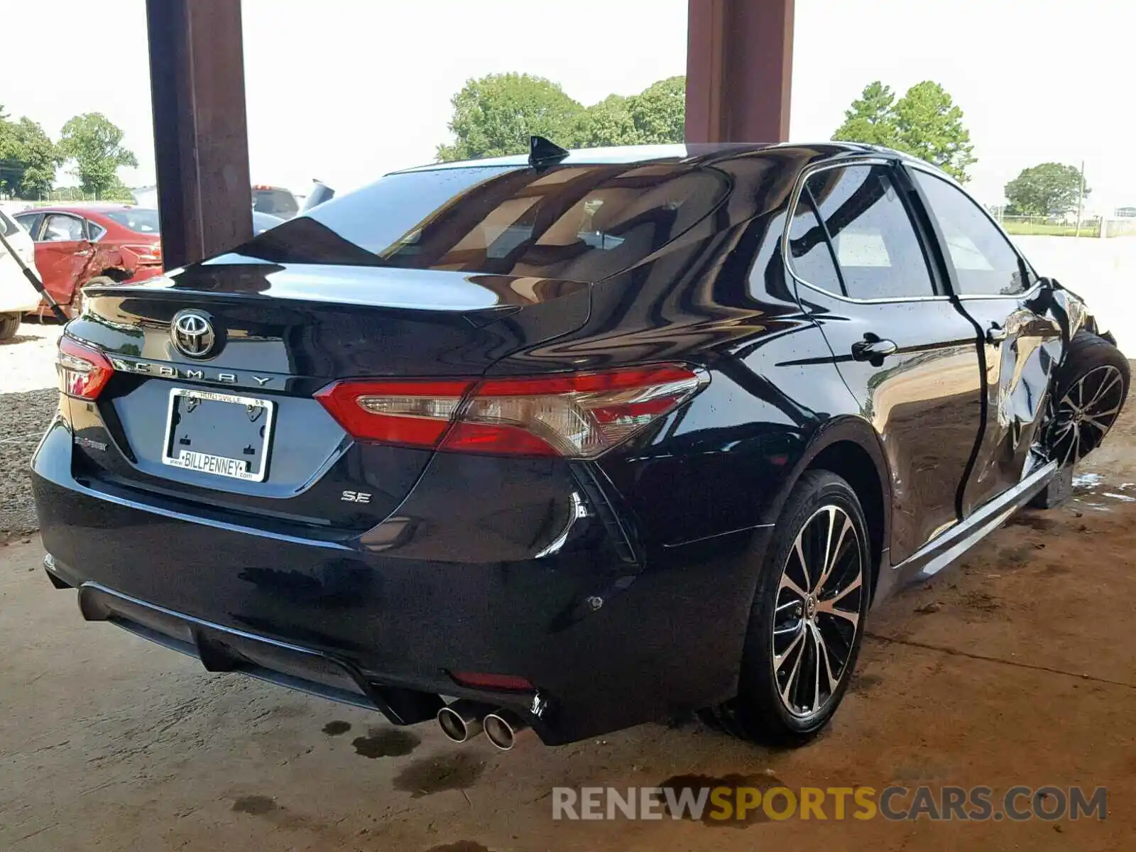 4 Photograph of a damaged car 4T1B11HK1KU744912 TOYOTA CAMRY 2019