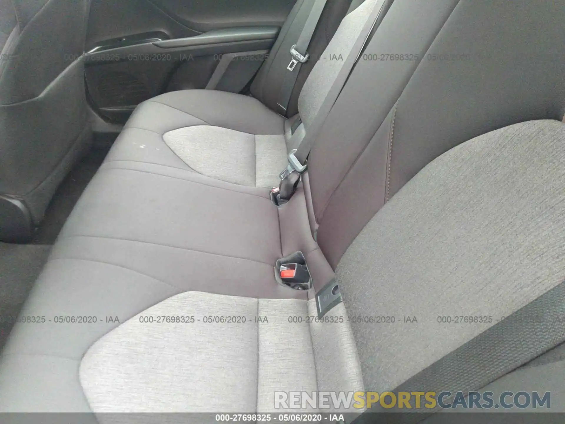 8 Photograph of a damaged car 4T1B11HK1KU745025 TOYOTA CAMRY 2019