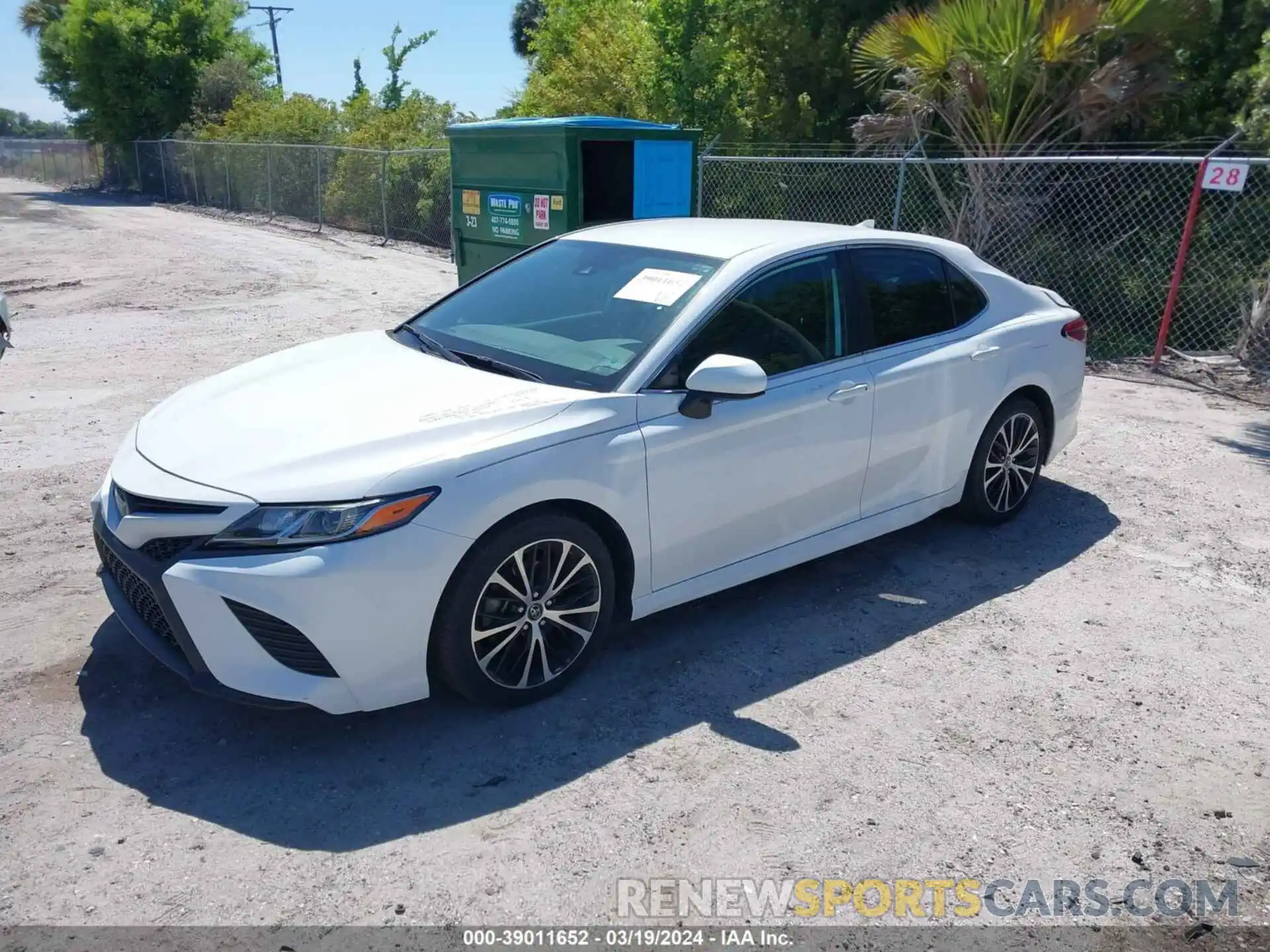 2 Photograph of a damaged car 4T1B11HK1KU746868 TOYOTA CAMRY 2019