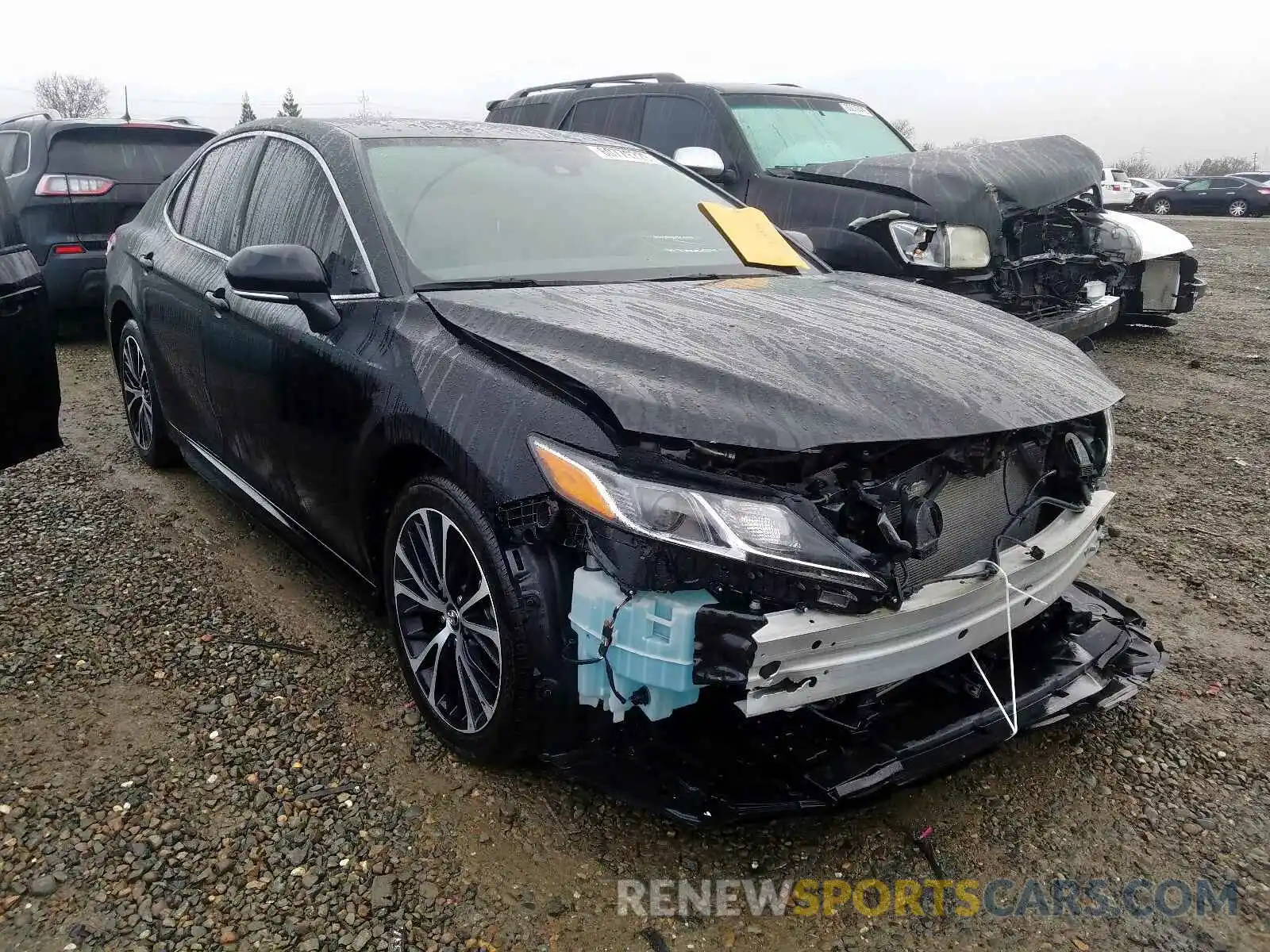 1 Photograph of a damaged car 4T1B11HK1KU748491 TOYOTA CAMRY 2019