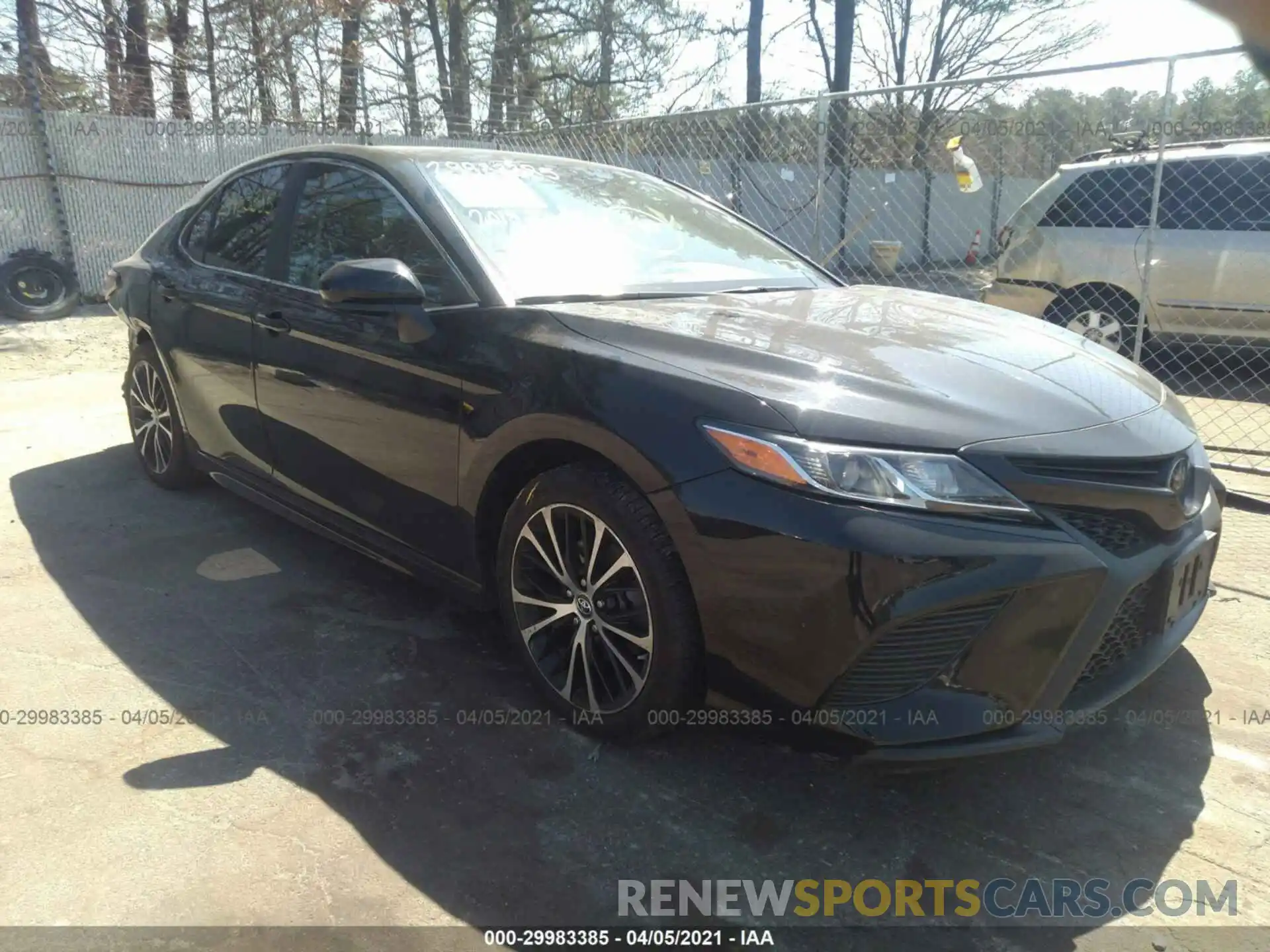 1 Photograph of a damaged car 4T1B11HK1KU749155 TOYOTA CAMRY 2019