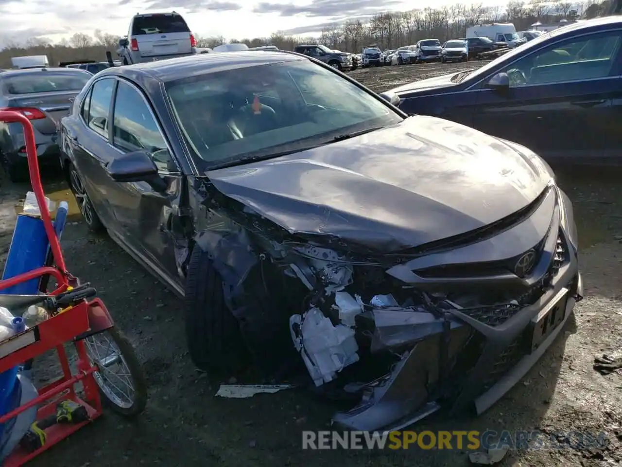 1 Photograph of a damaged car 4T1B11HK1KU749480 TOYOTA CAMRY 2019