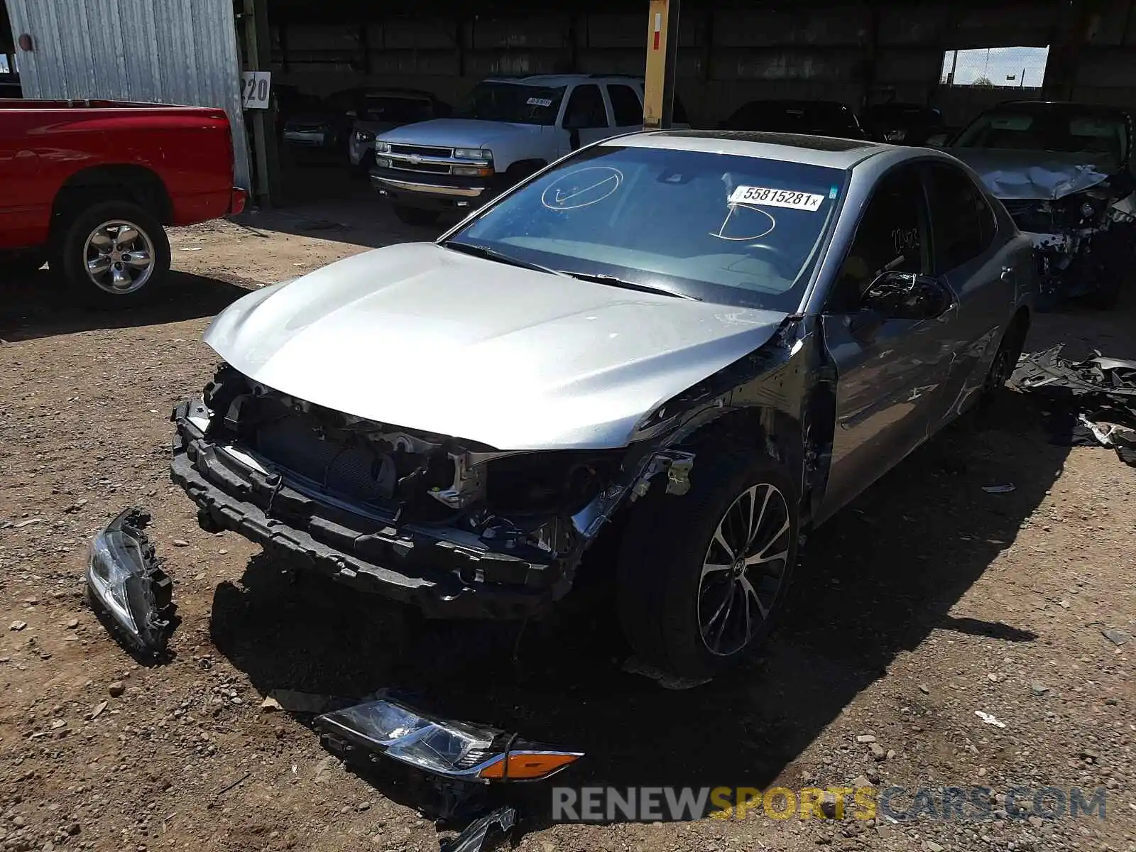 2 Photograph of a damaged car 4T1B11HK1KU752072 TOYOTA CAMRY 2019