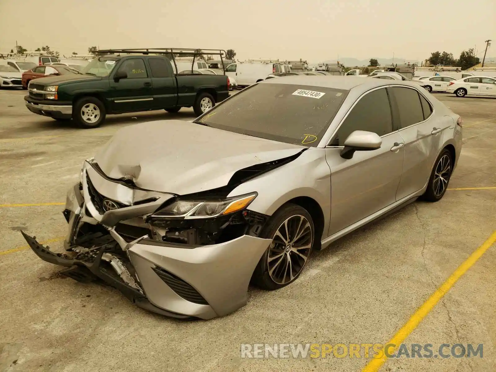 2 Photograph of a damaged car 4T1B11HK1KU752167 TOYOTA CAMRY 2019