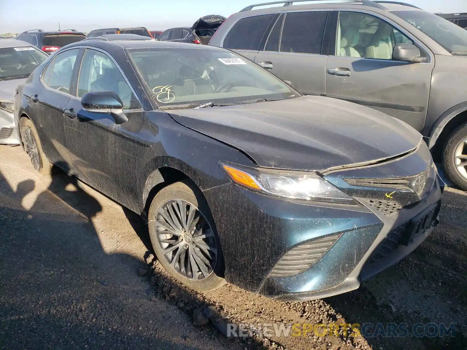 1 Photograph of a damaged car 4T1B11HK1KU753965 TOYOTA CAMRY 2019